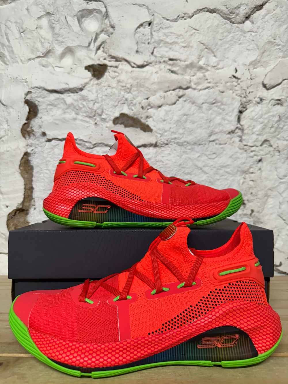 Under Armour Curry 6 Roaracle Sz 10.5 DS