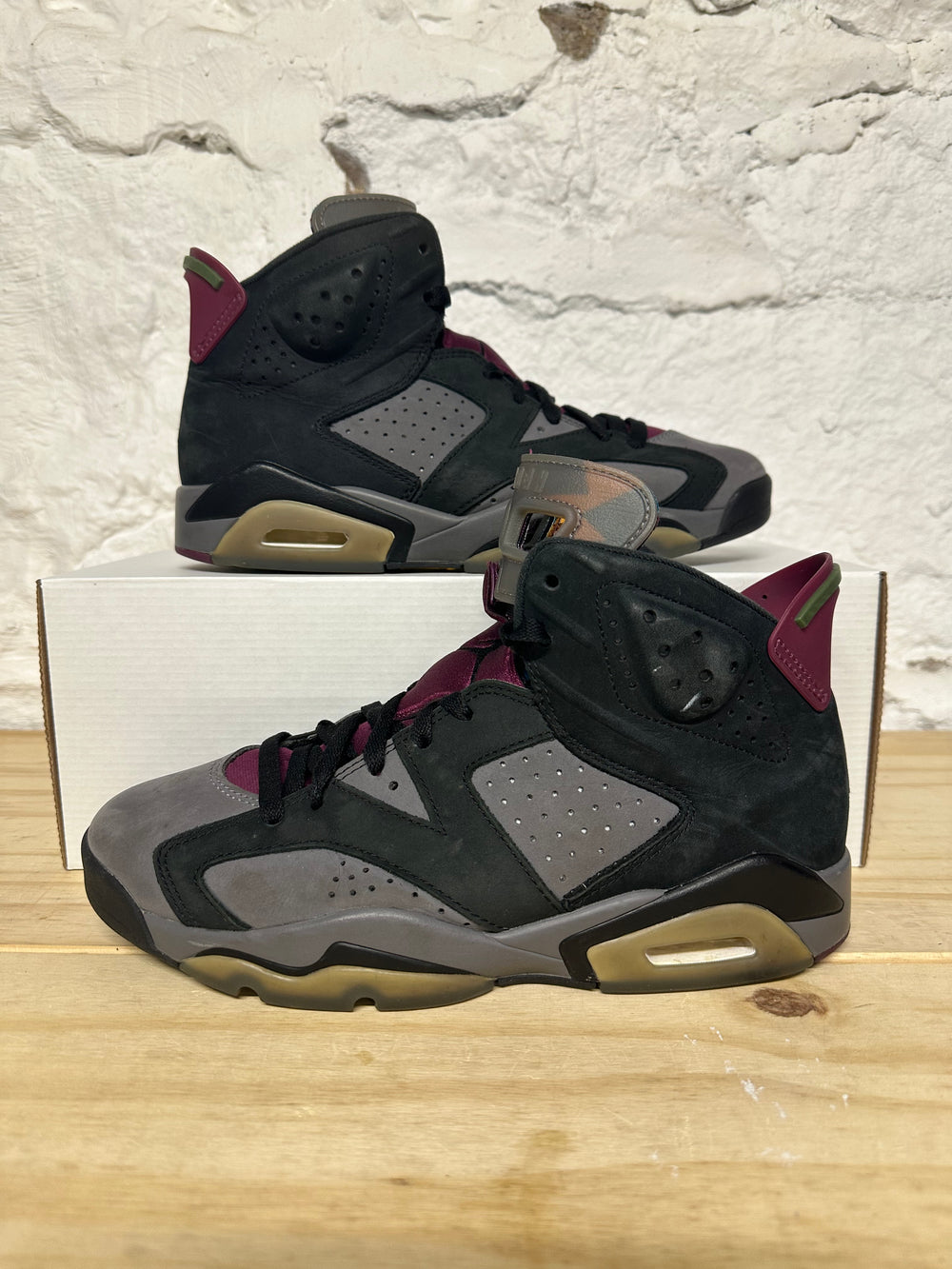 Air Jordan 6 Bordeaux Sz 7.5