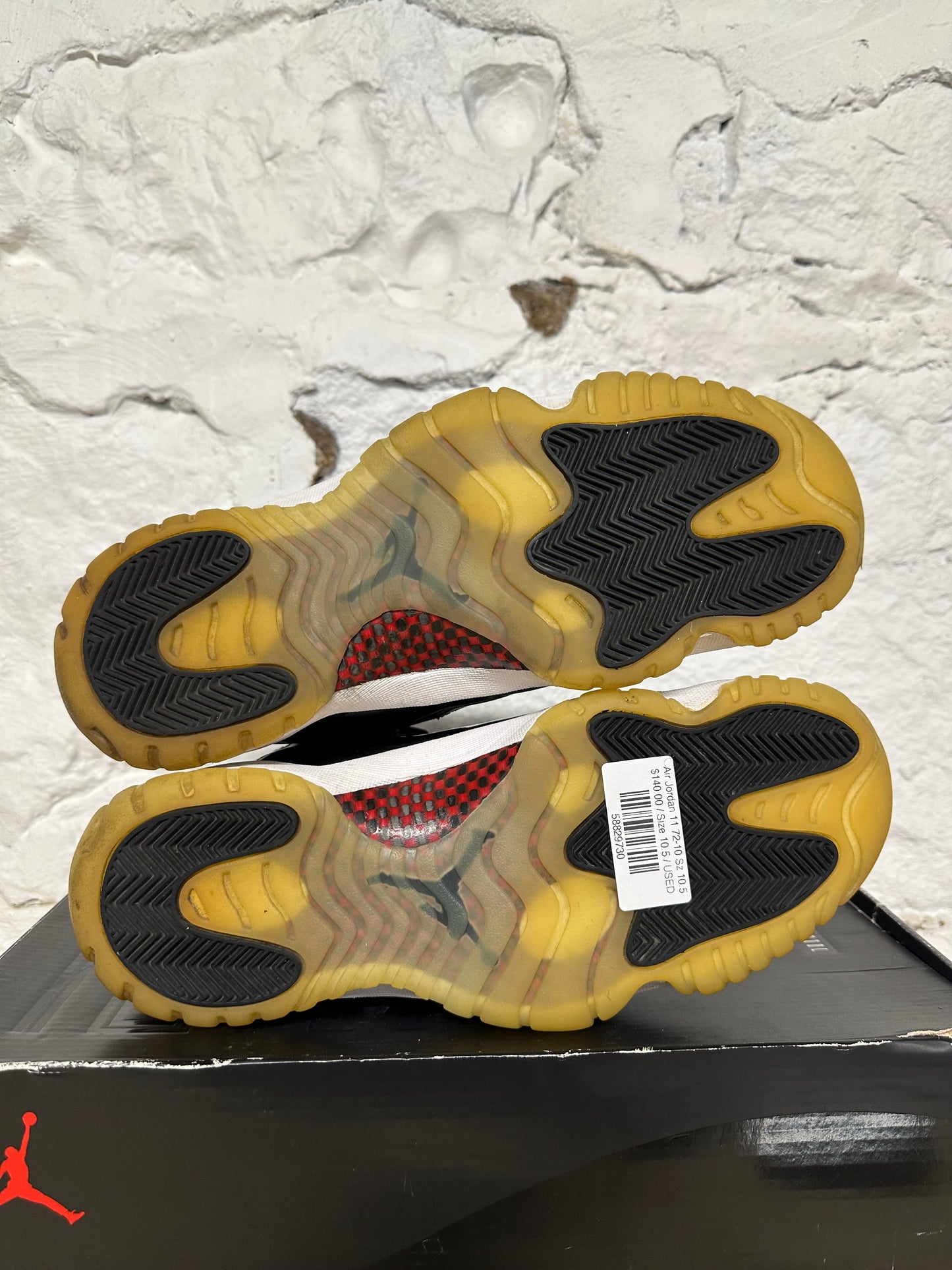 Air Jordan 11 72-10 Sz 10.5