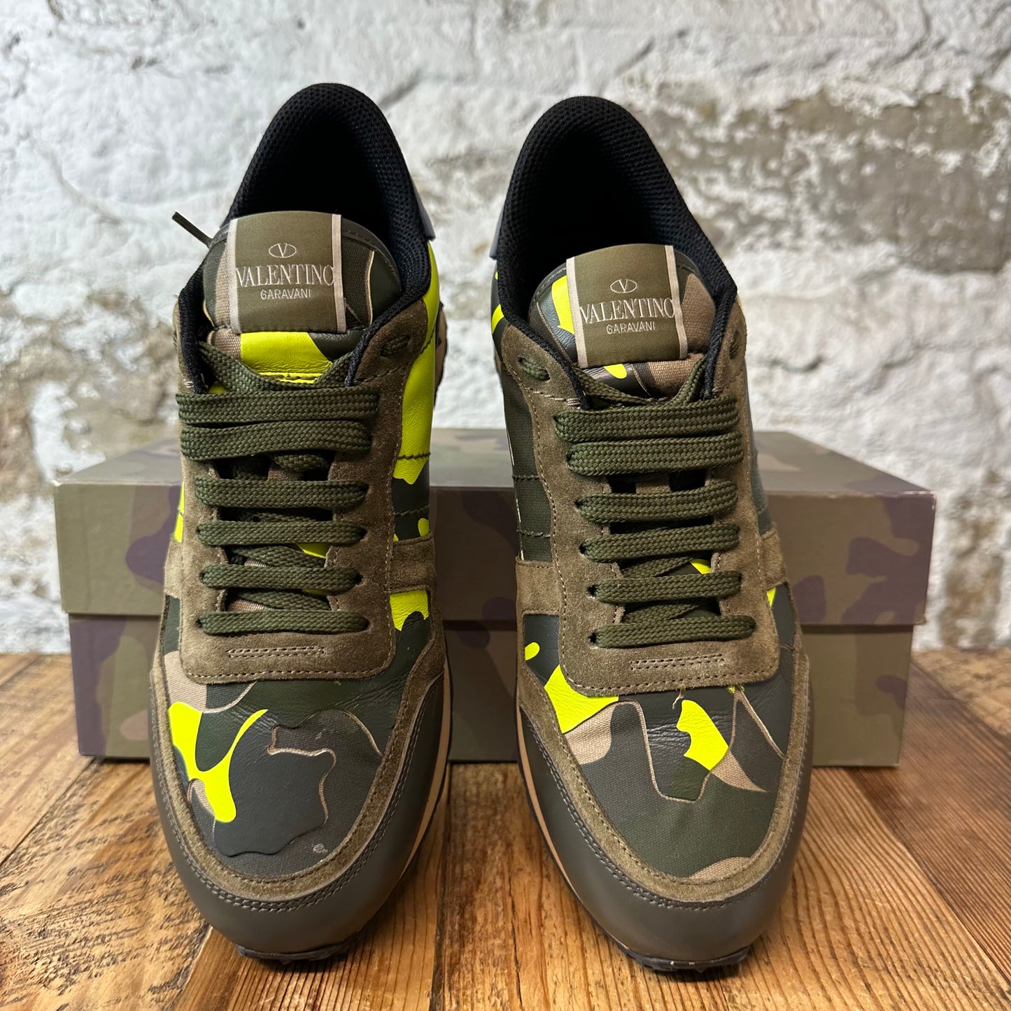 Valentino Yellow Green Camo Rock Runner Sneaker Sz 8 (41)