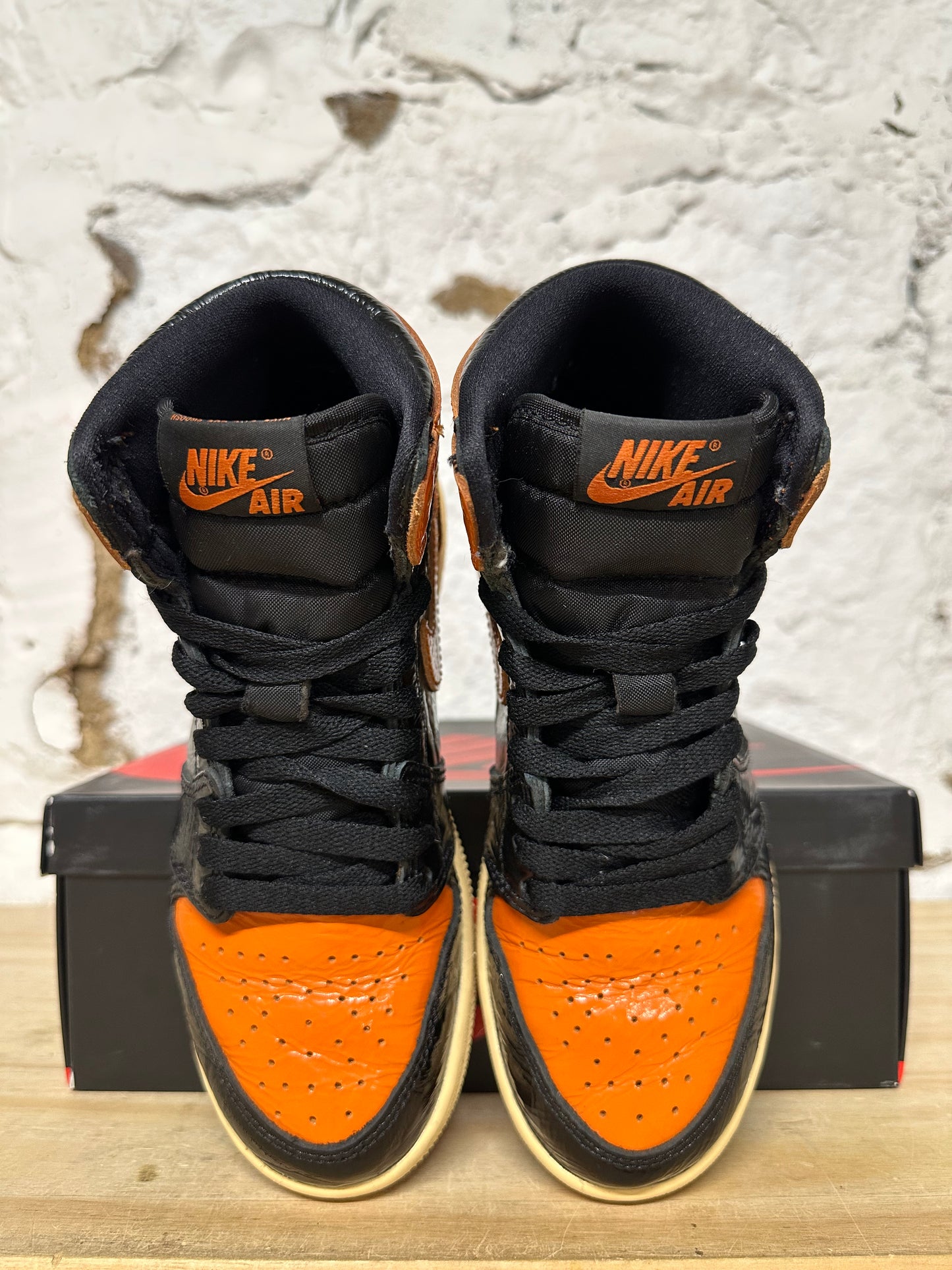 Air Jordan 1 High Shattered Backboard 3.0 Sz 3.5Y