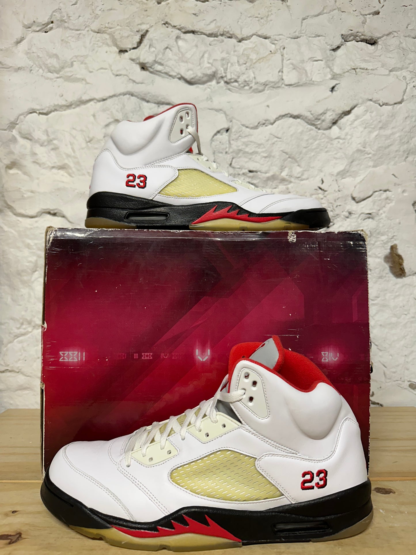 Air Jordan 18/5 Countdown Pack (18 Needs Repair) Sz 15