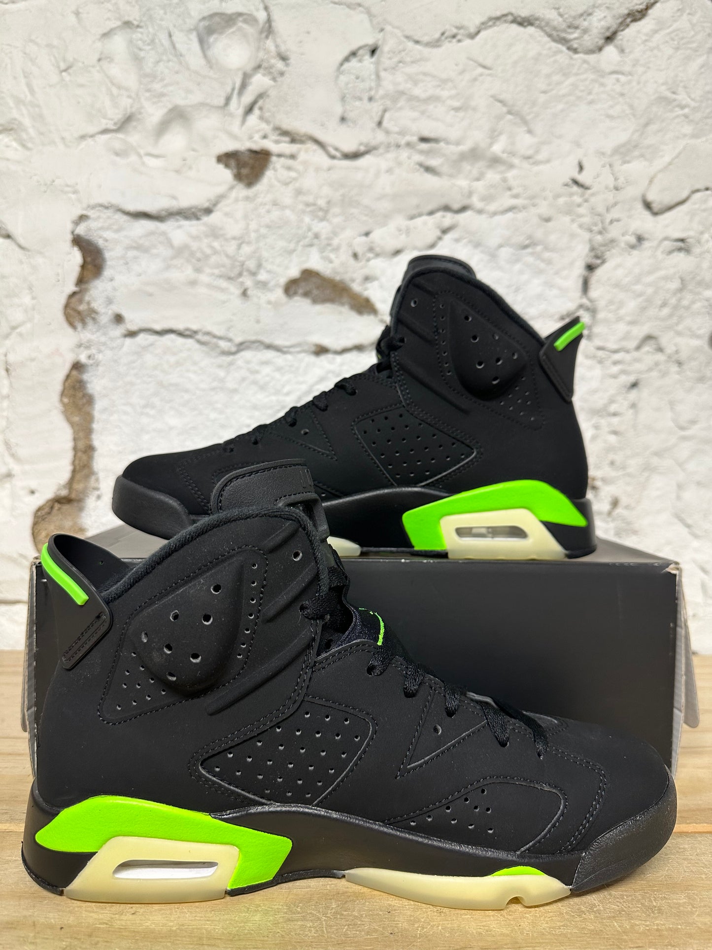 Air Jordan 6 Electric Green Sz 8.5