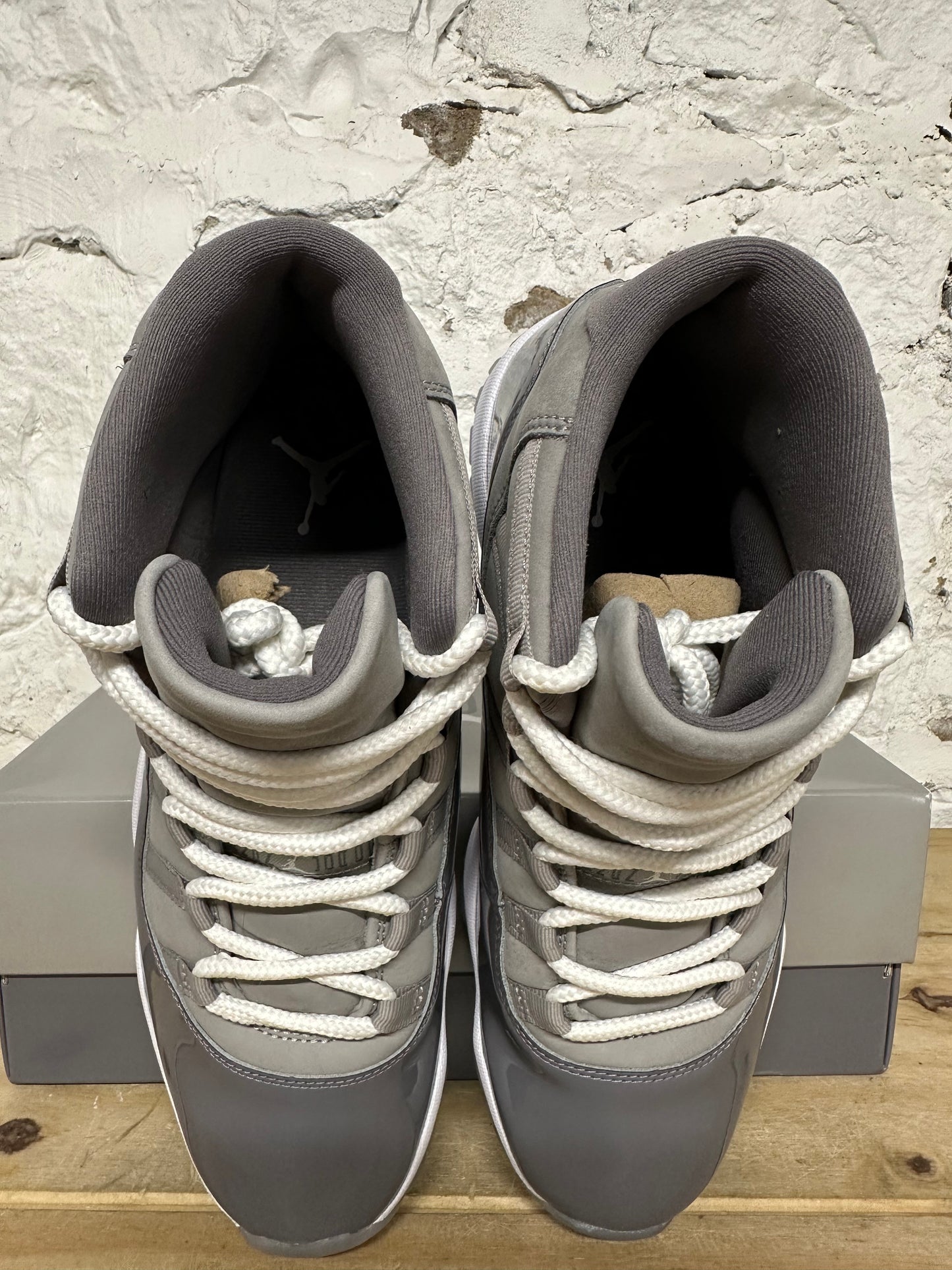 Air Jordan 11 High Cool Grey Sz 10.5