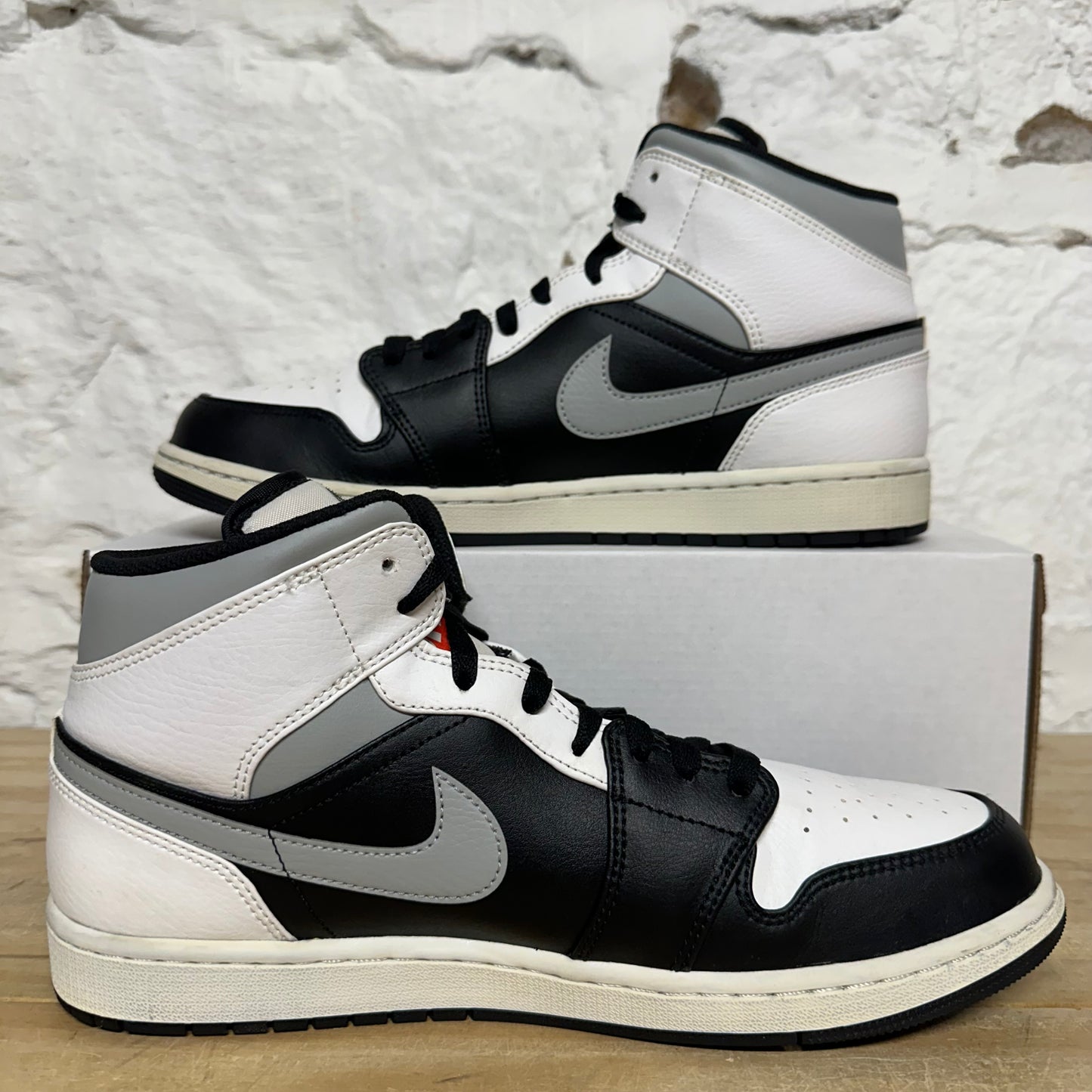 Air Jordan 1 Mid White Shadow Sz 11.5