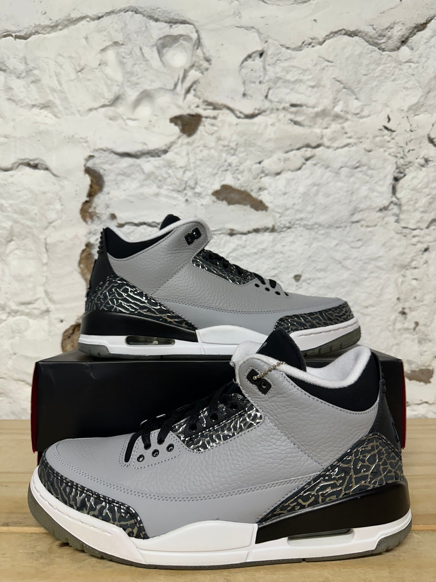 Air Jordan 3 Wolf Grey Sz 9.5 DS