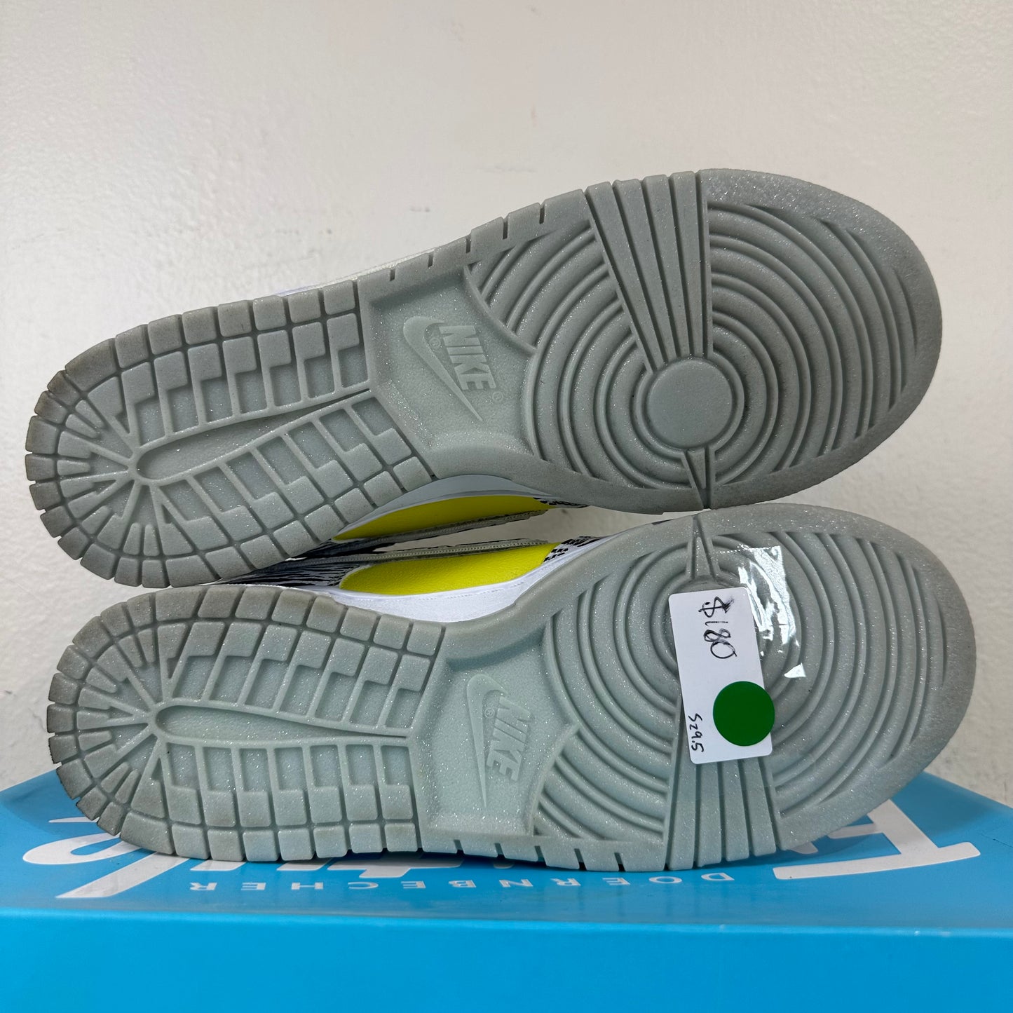 Nike Dunk Low Doernbecher Zoe Sz 9.5