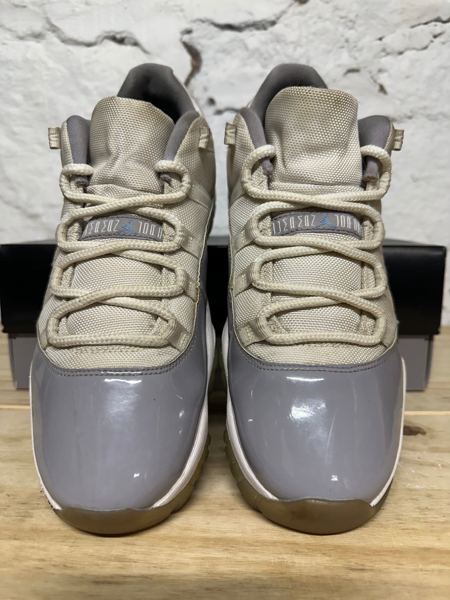 Air Jordan 11 Low Cement Grey Sz 10