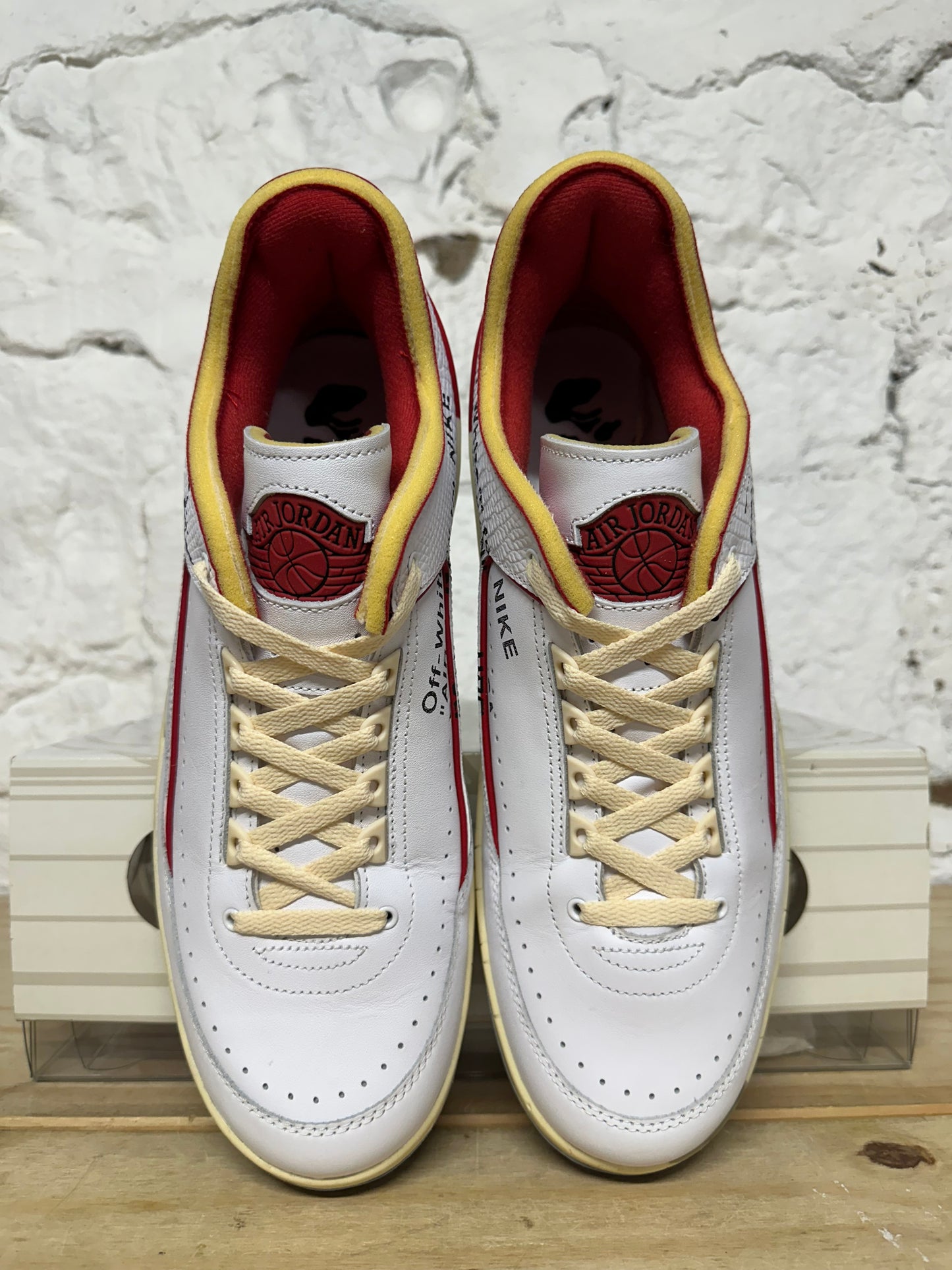 Air Jordan 2 Low Off-White Chicago Sz 12.5