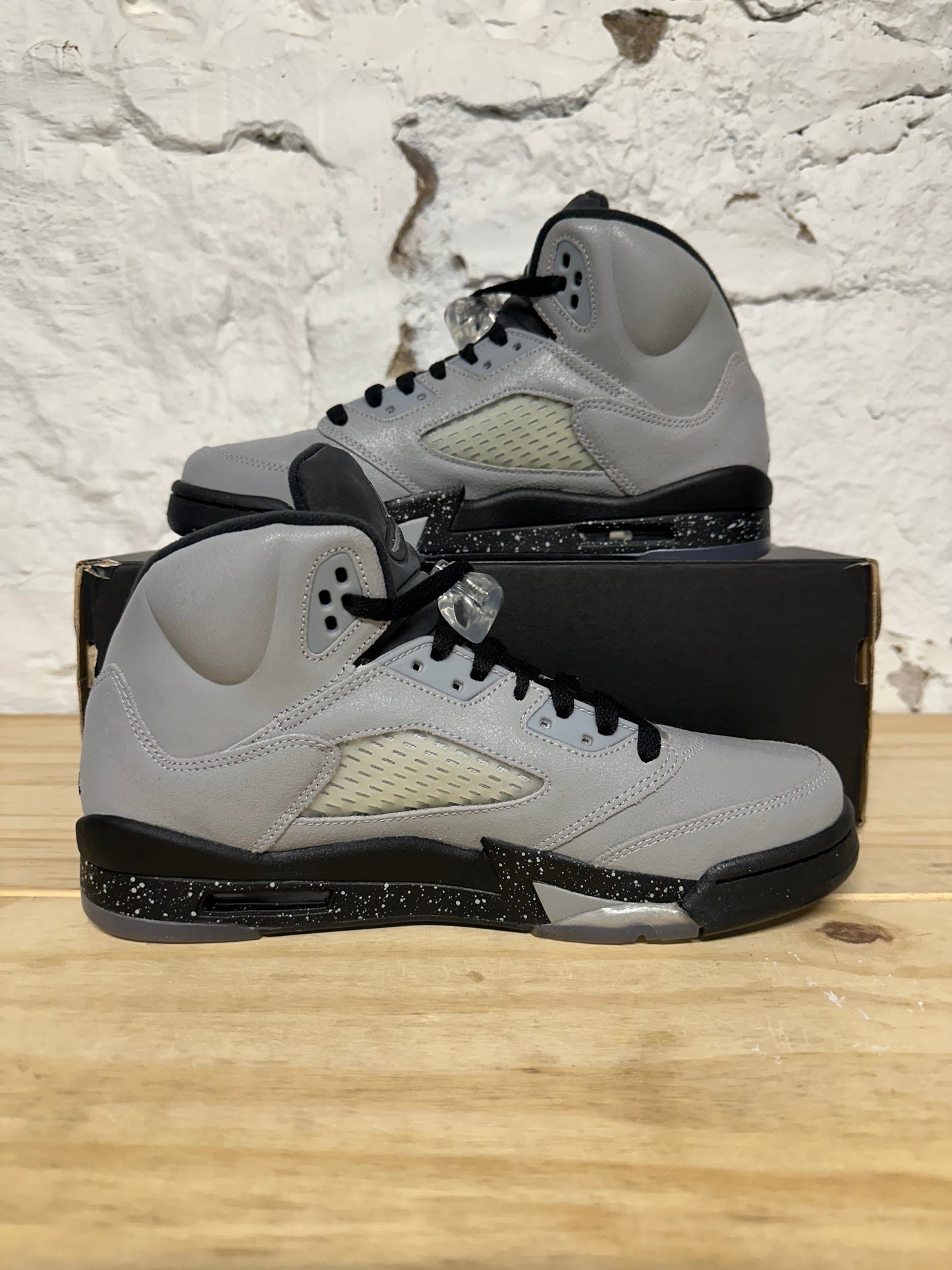 Air Jordan 5 Wolf Grey Sz 8.5Y DS