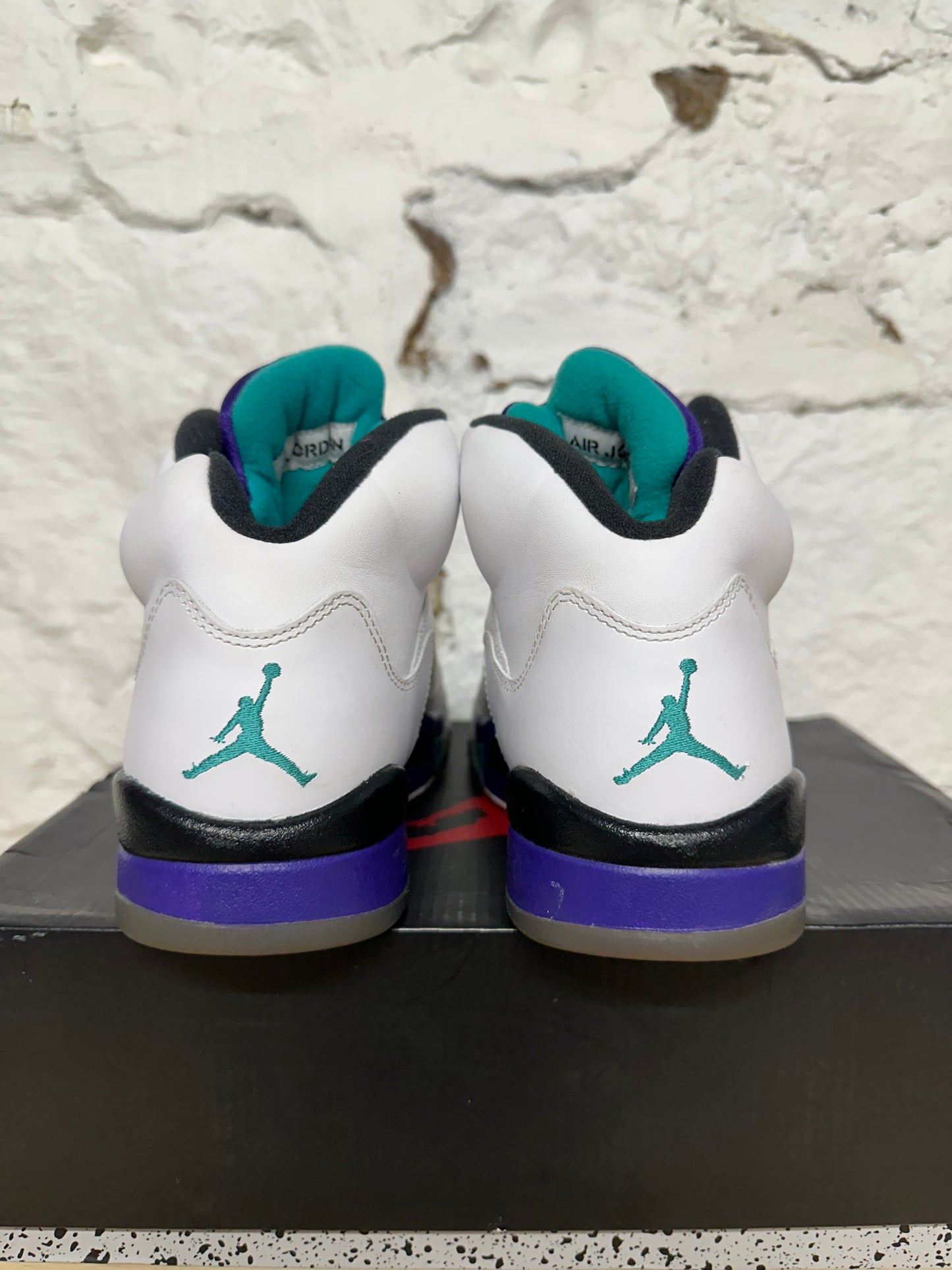 Air Jordan 5 Grape Sz 8