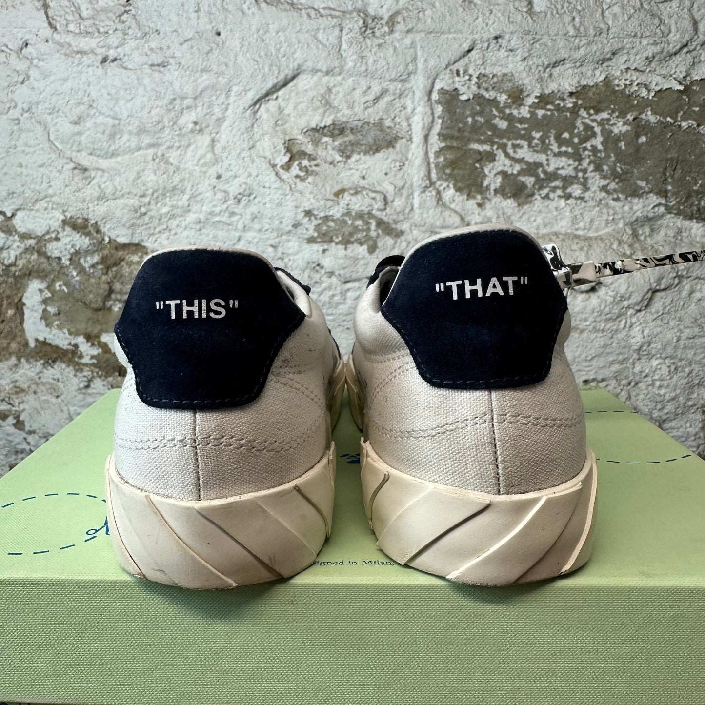 Off-White Navy White Vulc Sneaker Sz 6 (38)