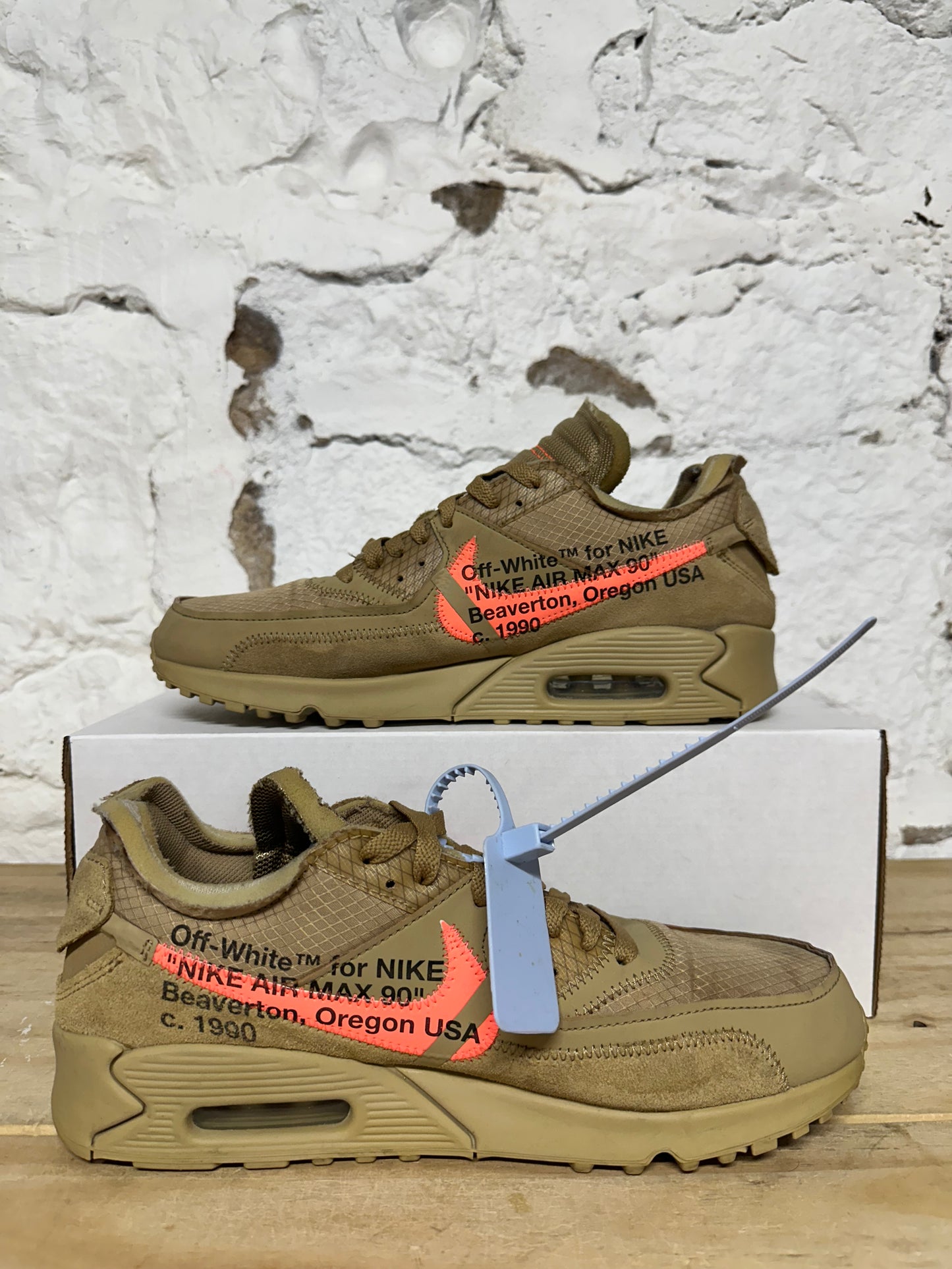 Nike Air Max 90 Off-White Desert Ore Sz 9.5