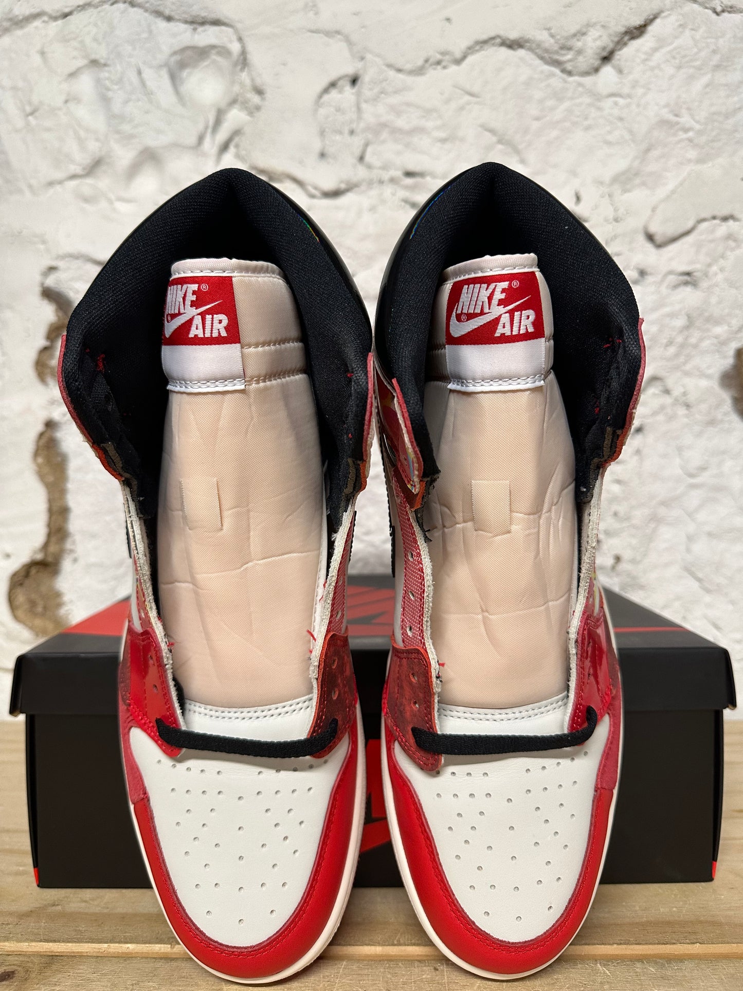 Air Jordan 1 High Spider-Man Across the Spider-Verse Sz 13 DS