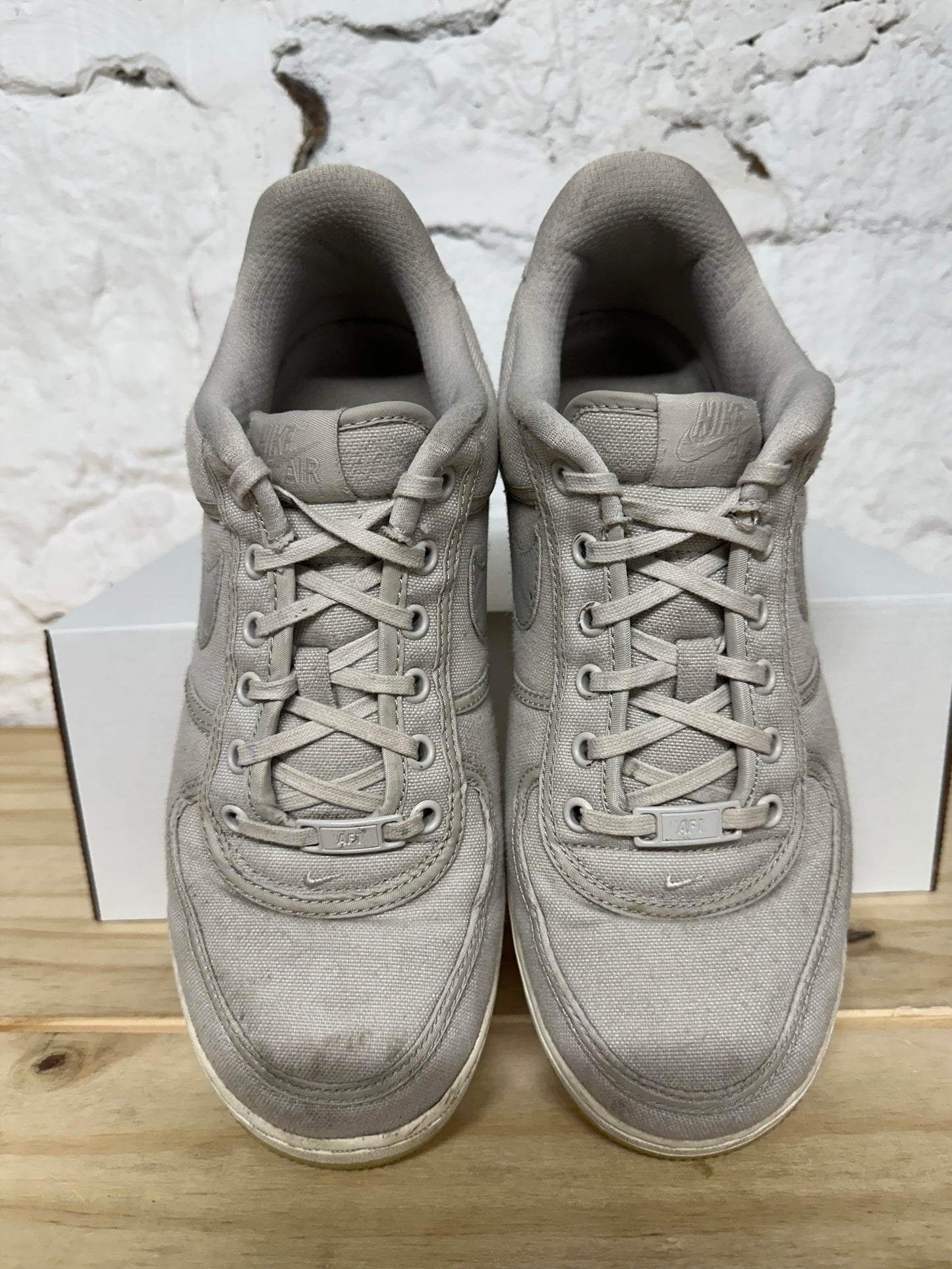 Nike Air Force 1 Low Light Bone Sz 9