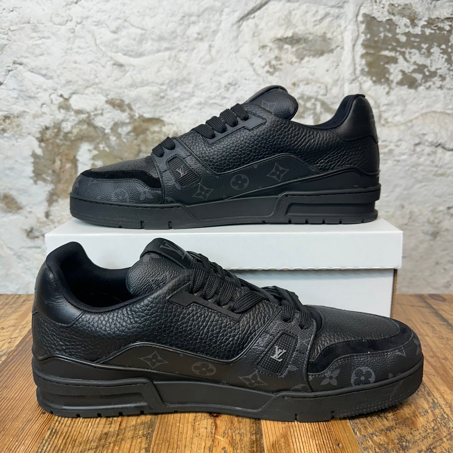 Louis Vuitton Damier Graphite Trainer Sz 15.5 (14LV) No Box