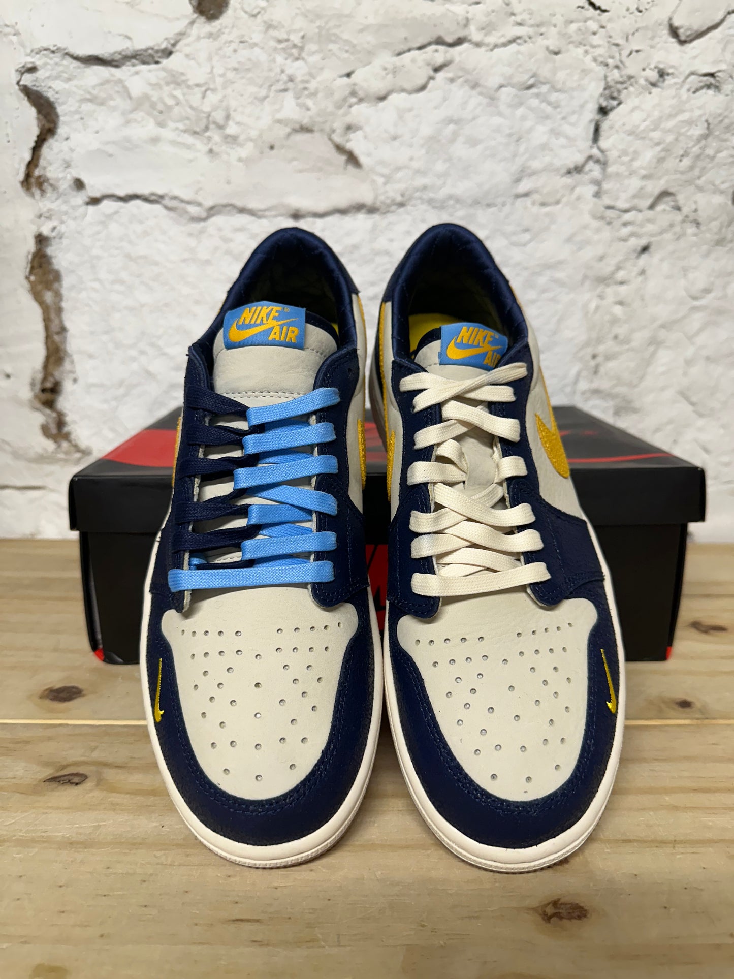Air Jordan 1 Low Marquette PE Sz 10