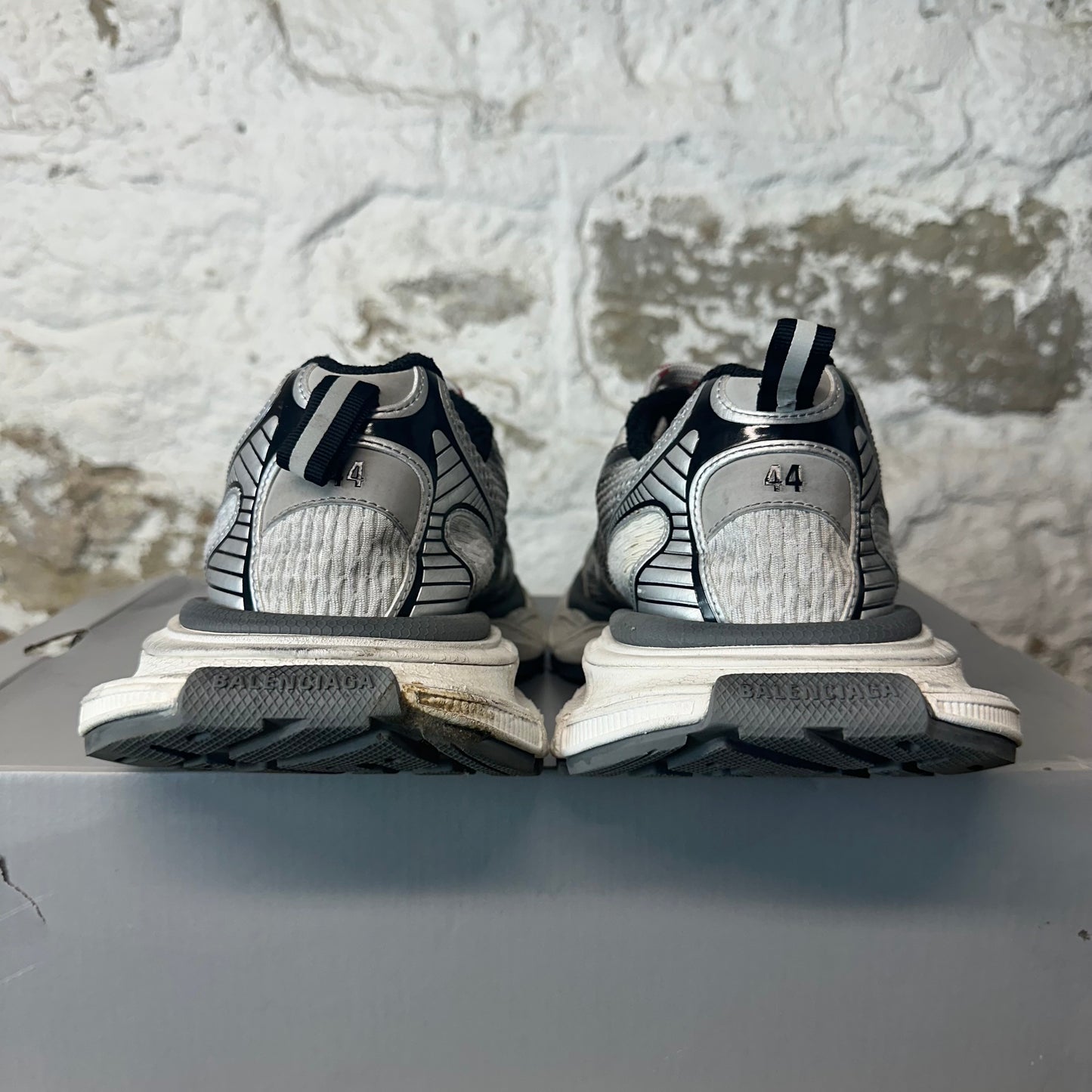 Balenciaga 3XL Grey White Red Sneaker Sz 11 (44)