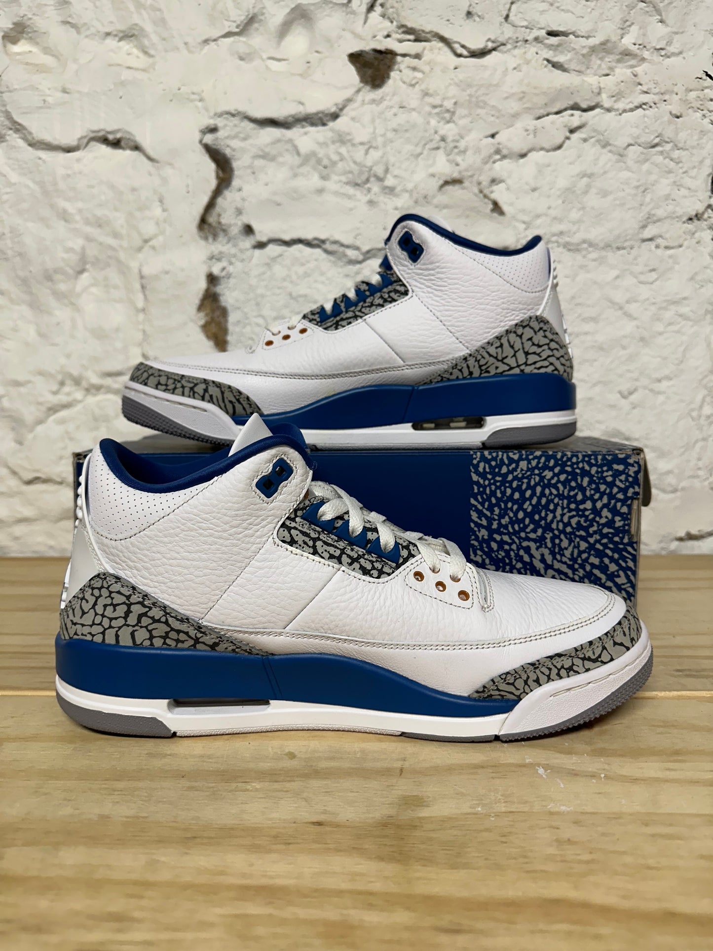 Air Jordan 3 Wizards Sz 10