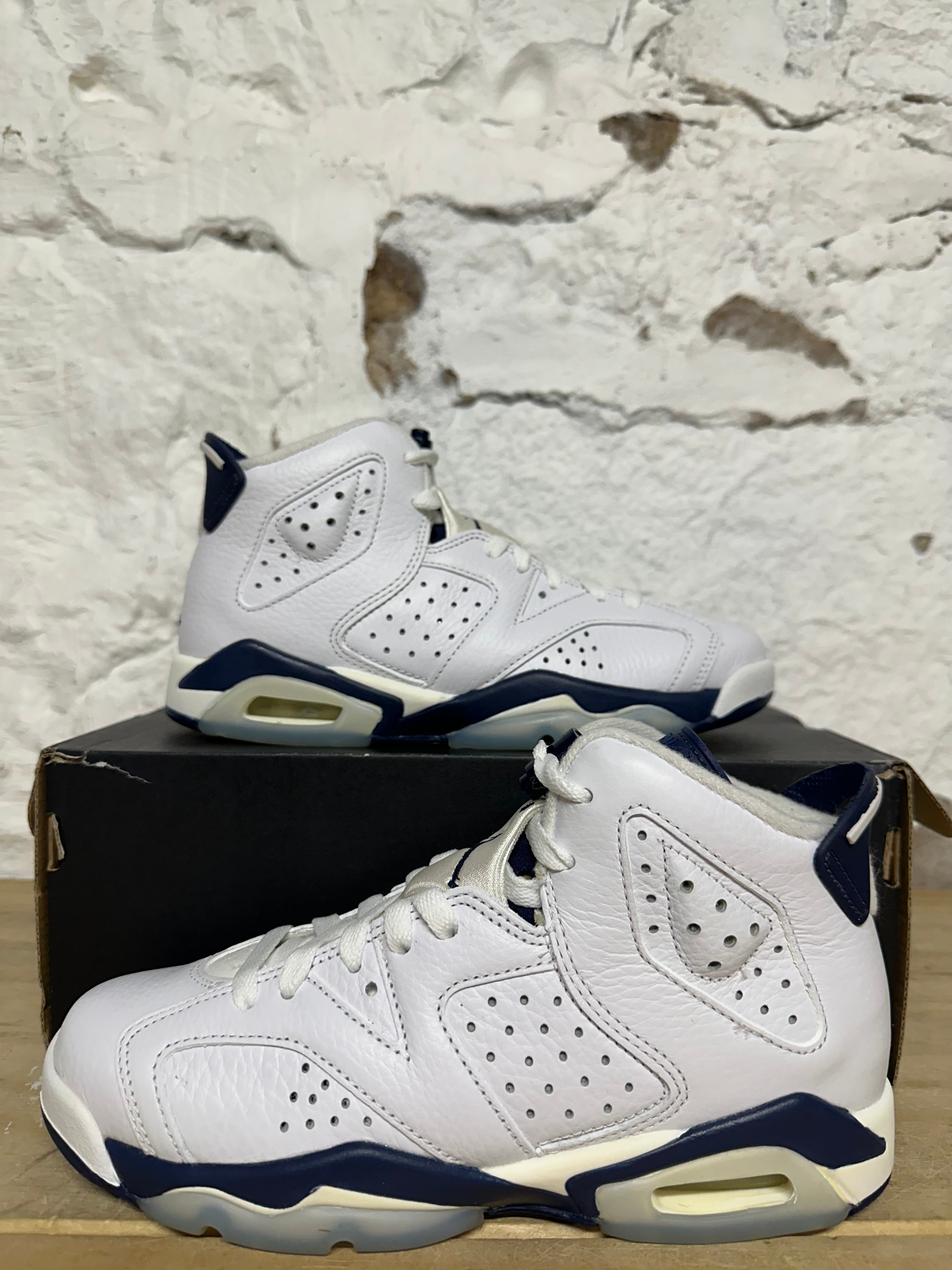Air Jordan 6 Midnight Navy Sz 4.5Y DS – The Gallery Online Air Jordan 6 Midnight Navy Sz 4.5Y DS – The Gallery Online