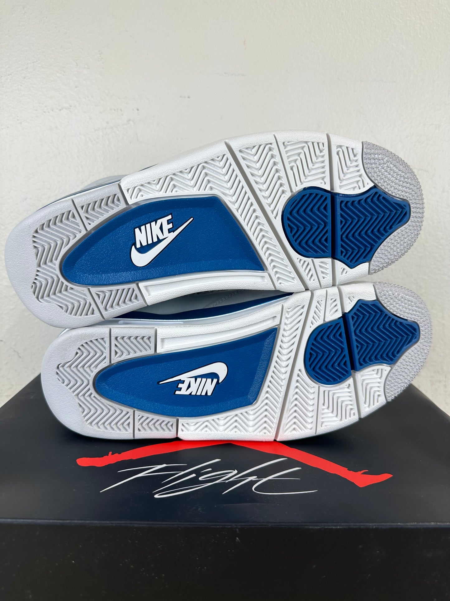 Air Jordan 4 Military Blue Sz 7 DS