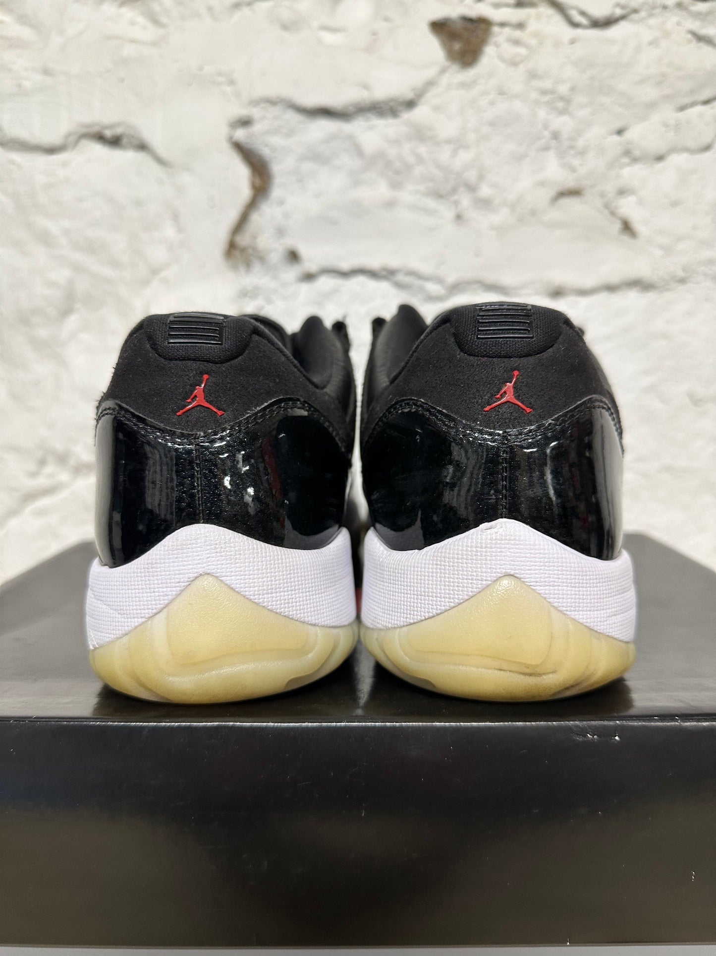 Air Jordan 11 Low 72-10 Sz 11.5