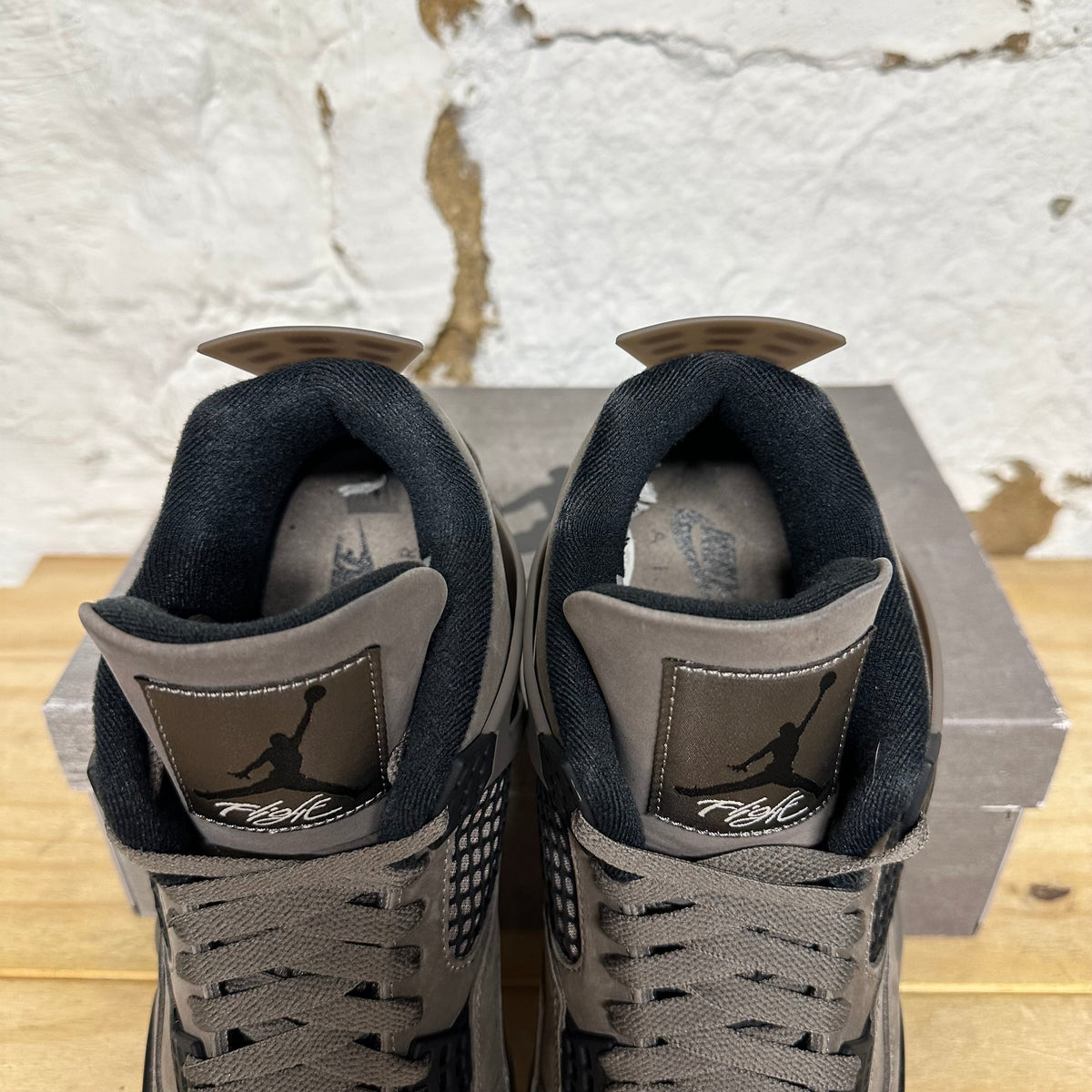 Air Jordan 4 Cave Stone Sz 11
