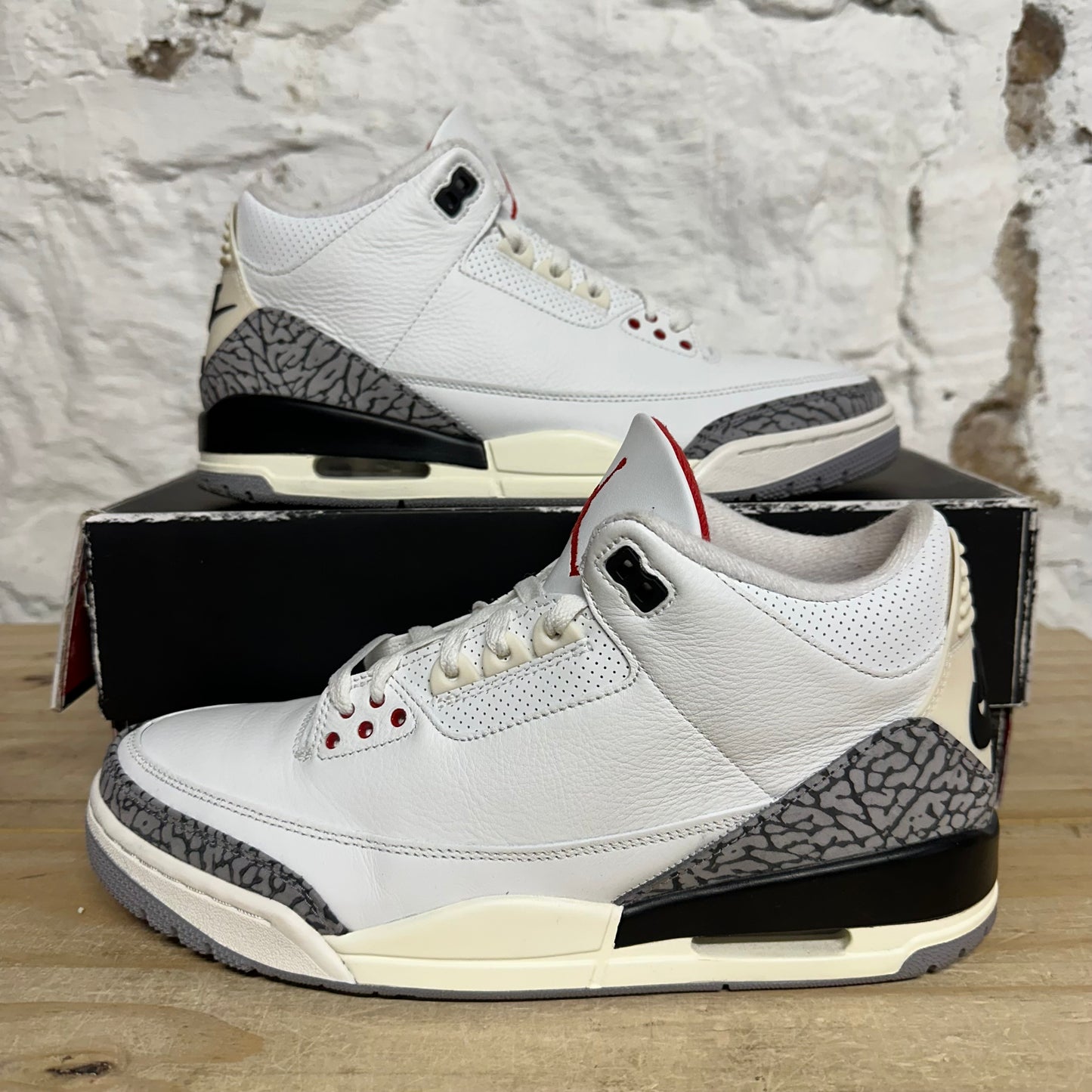 Air Jordan 3 White Cement Reimagined Sz 10.5