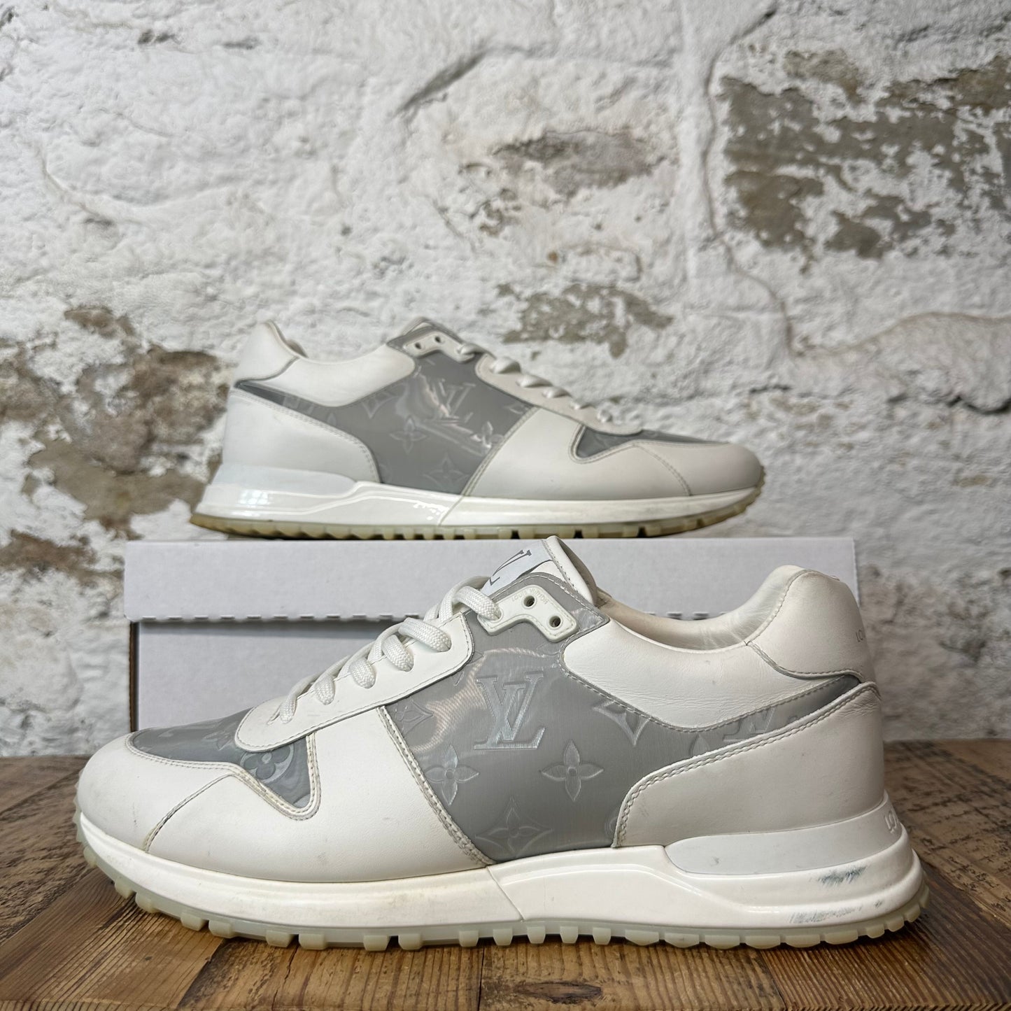 Louis Vuitton Gray White Runaway Sneaker Sz 10.5 (9LV) No Box