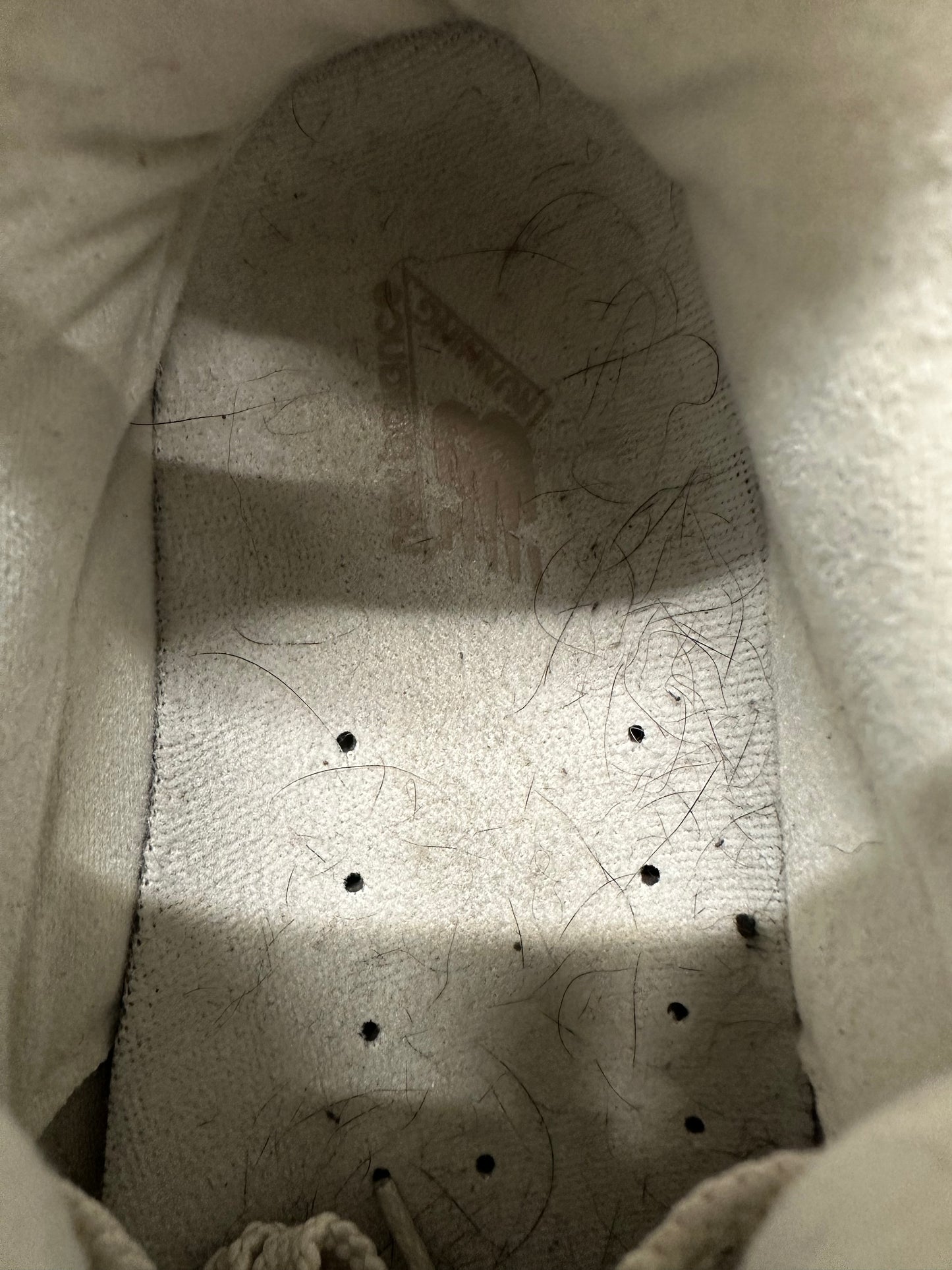 New Balance 2002R Light Tan Sz 9