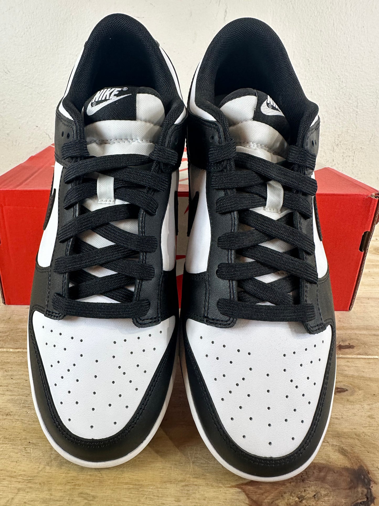 Nike Dunk Low Panda Sz 9.5 DS