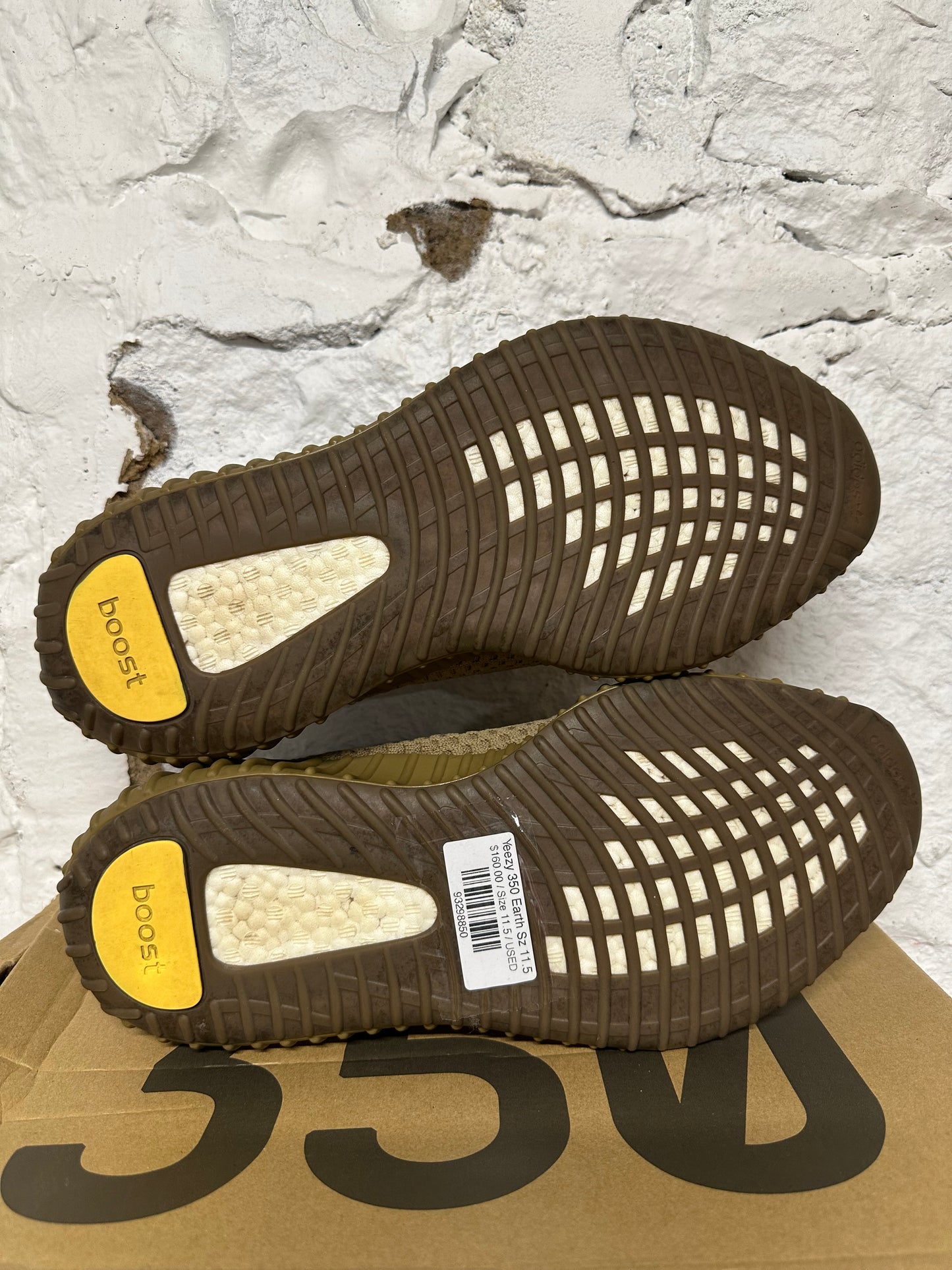 Yeezy 350 V2 Earth Sz 11.5