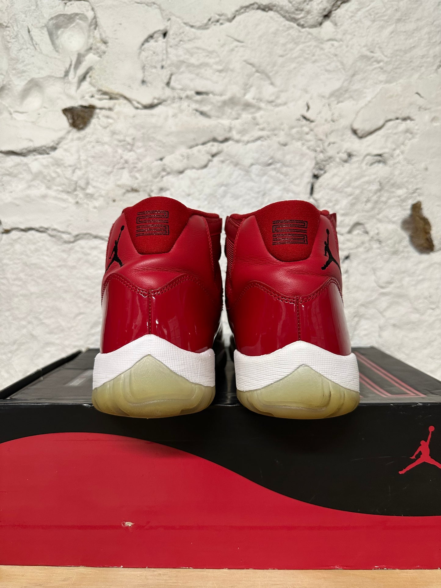 Air Jordan 11 High Win Like 96 Sz 11