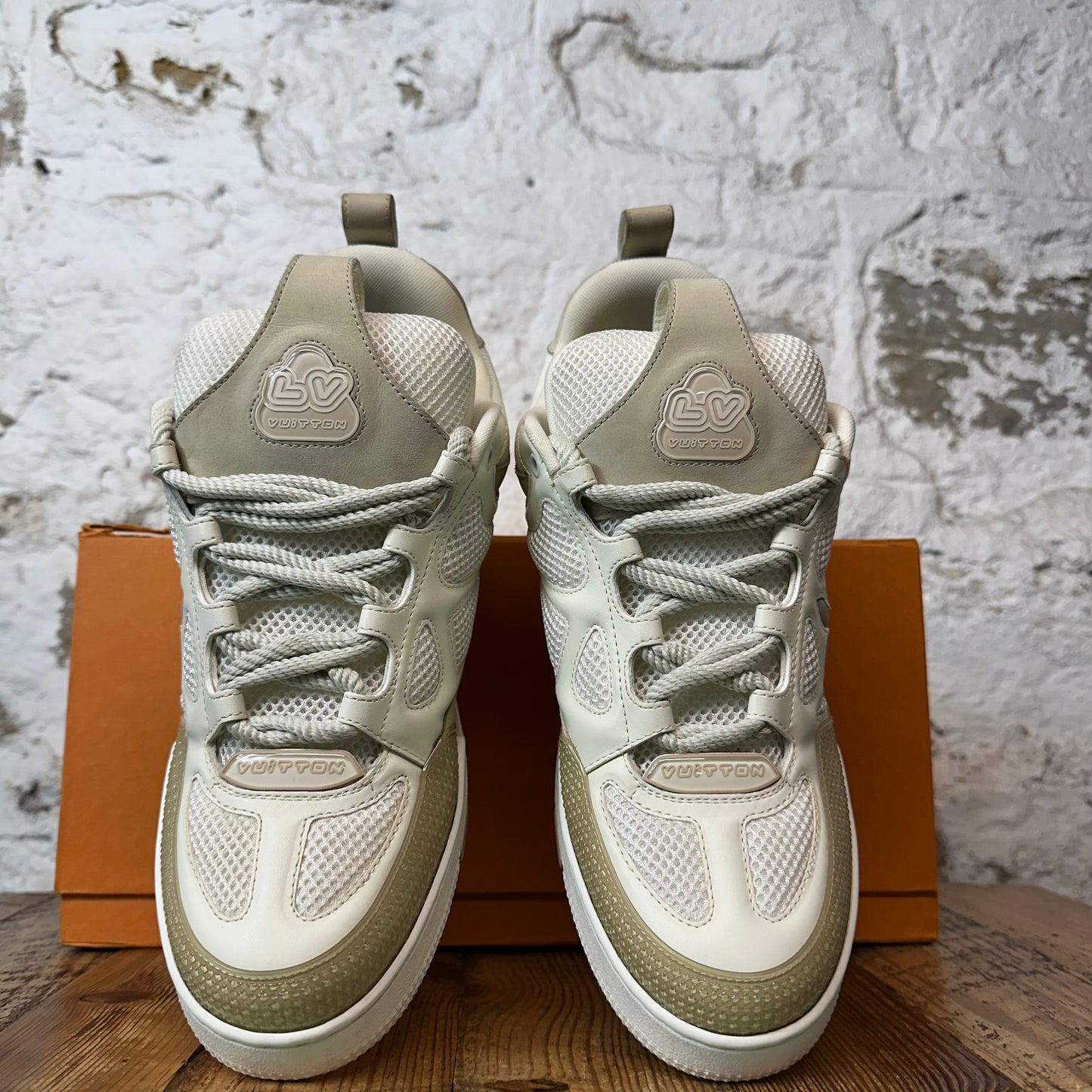 Louis Vuitton Beige Cream Skate Sneaker Sz 11.5(10LV)