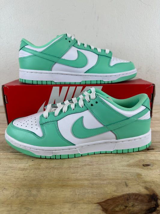 Nike Dunk Low Green Glow Sz 9(10.5W)