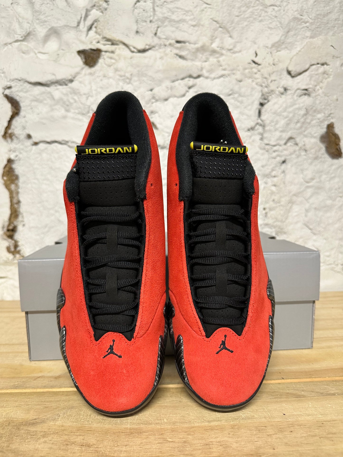 Air Jordan 14 Ferrari Sz 8.5 DS