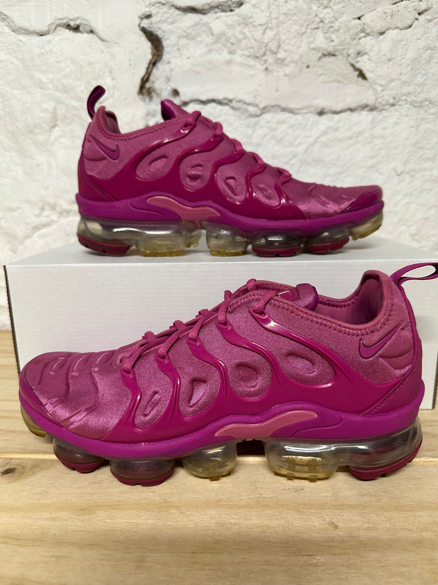 Nike Vapormax Plus Berry Sz 8.5