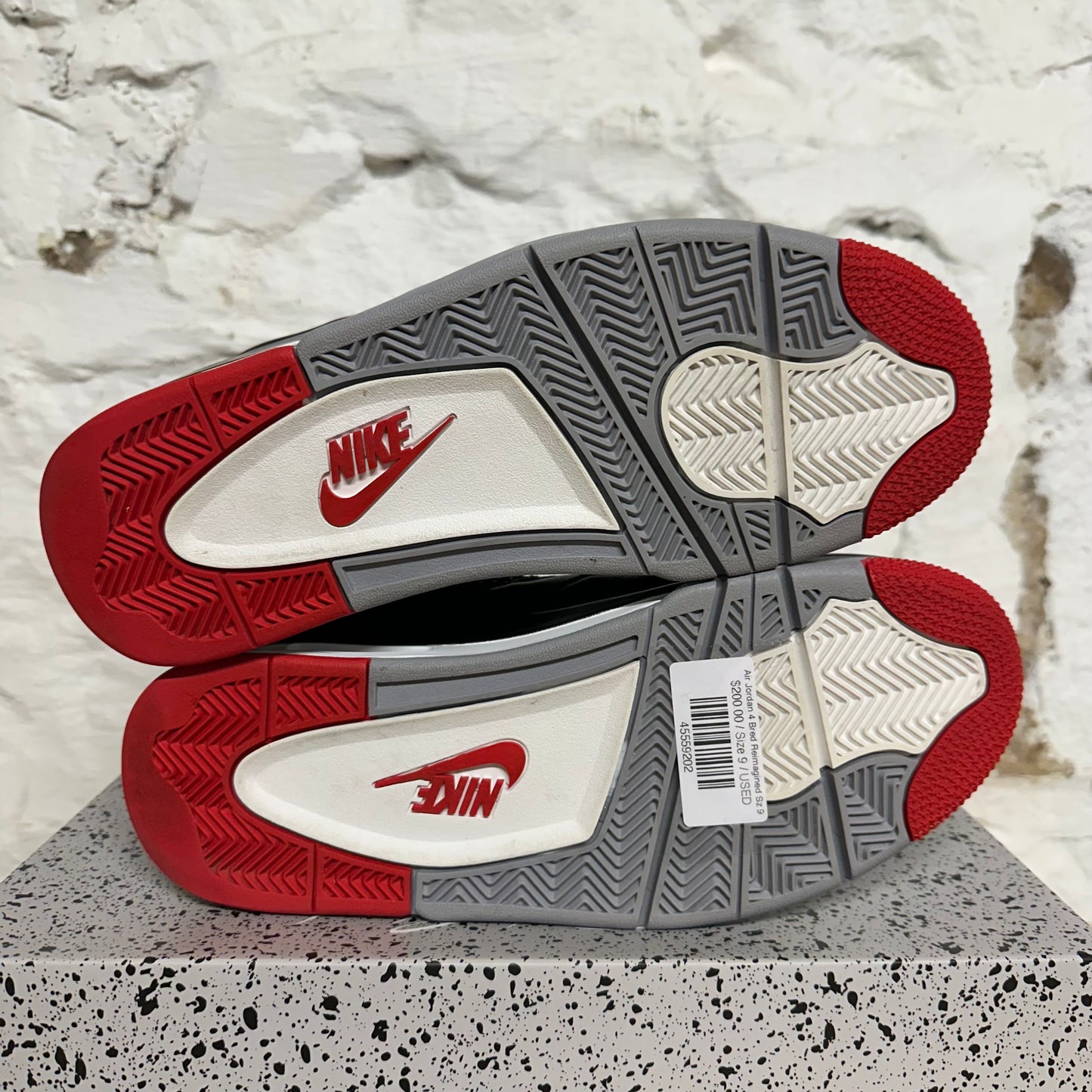 Air Jordan 4 Bred Reimagined Sz 9