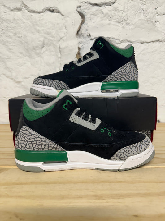 Air Jordan 3 Pine Green Sz 5.5Y