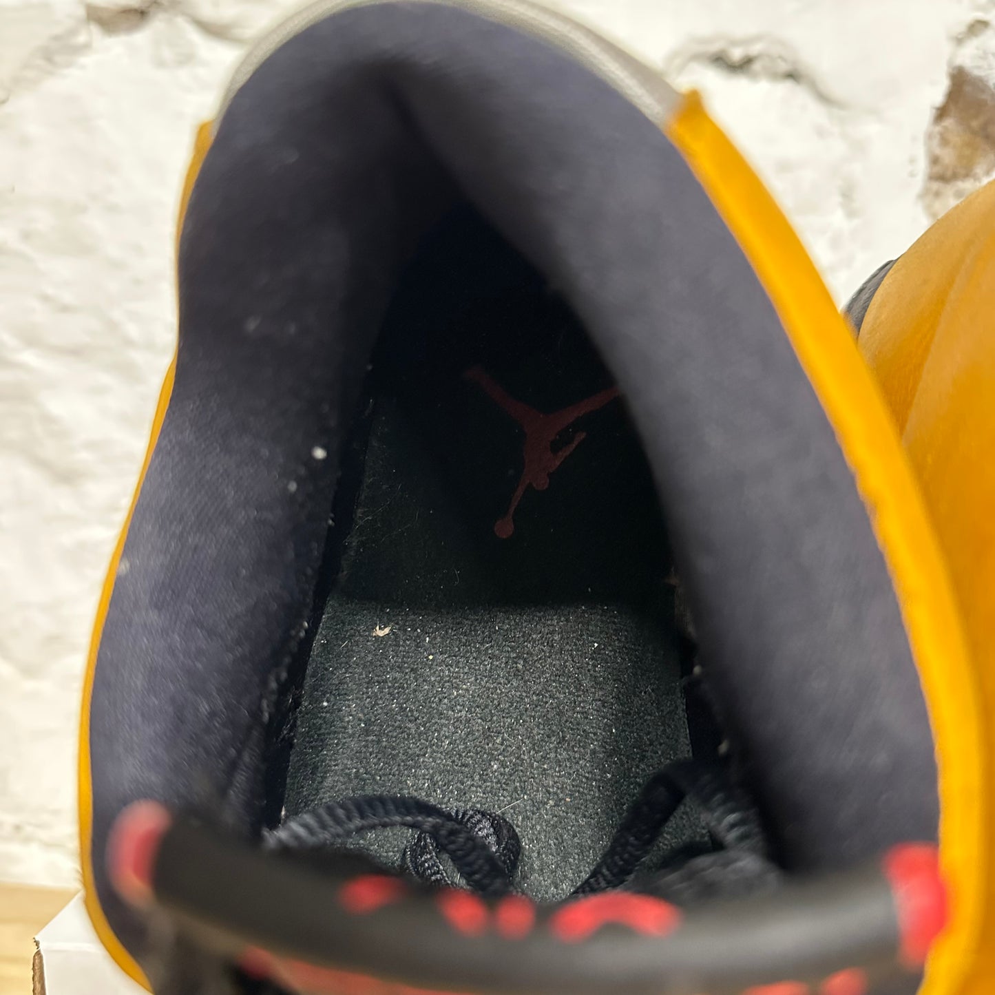 Air Jordan 14 Reverse Ferrari Sz 10.5