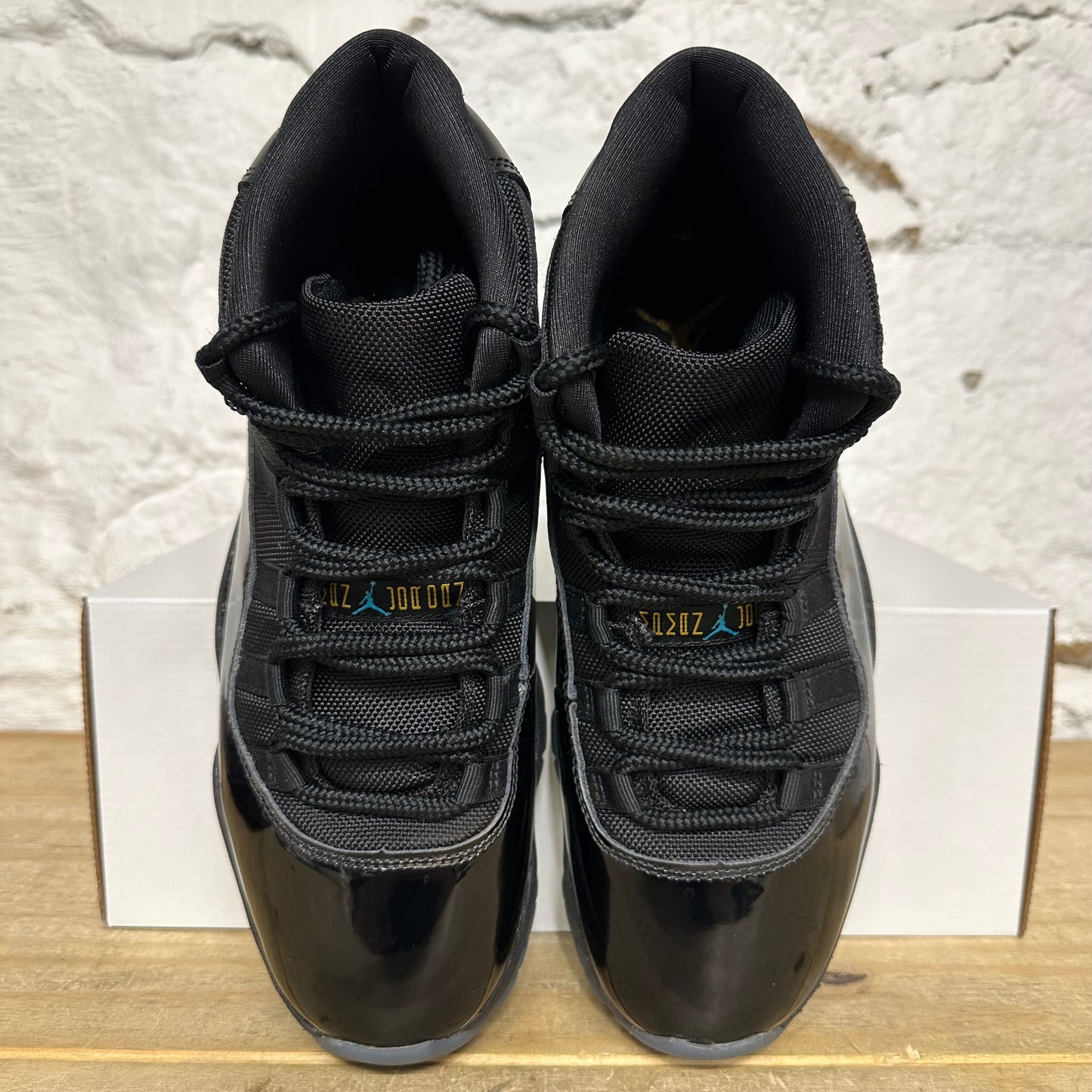 Air Jordan 11 High Gamma Blue (2025) Sz 9
