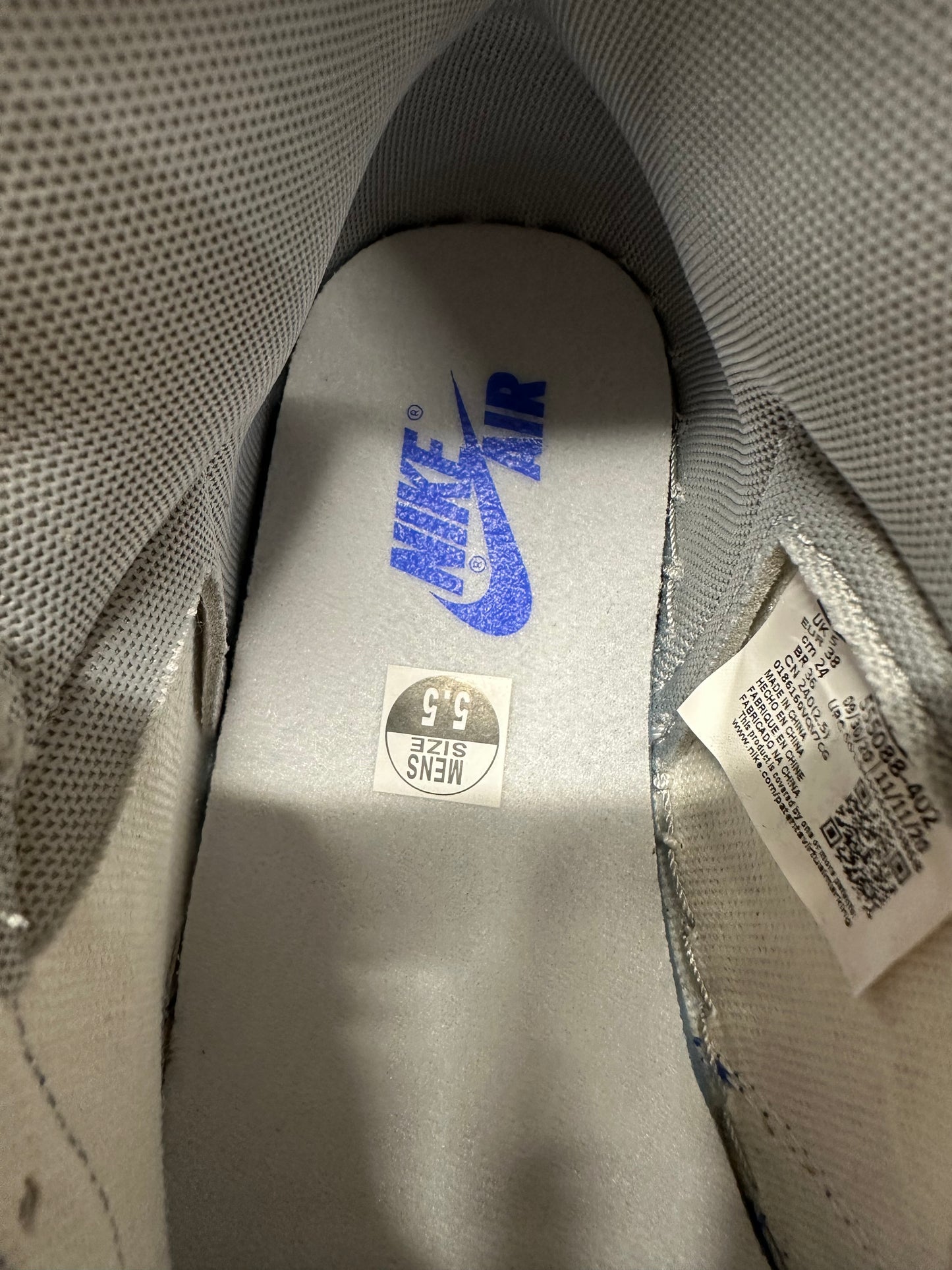 Air Jordan 1 High Hyper Royal Sz 5.5 DS