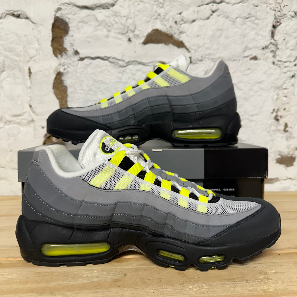 Nike Air Max 95 OG Neon (2020) Sz 11 DS