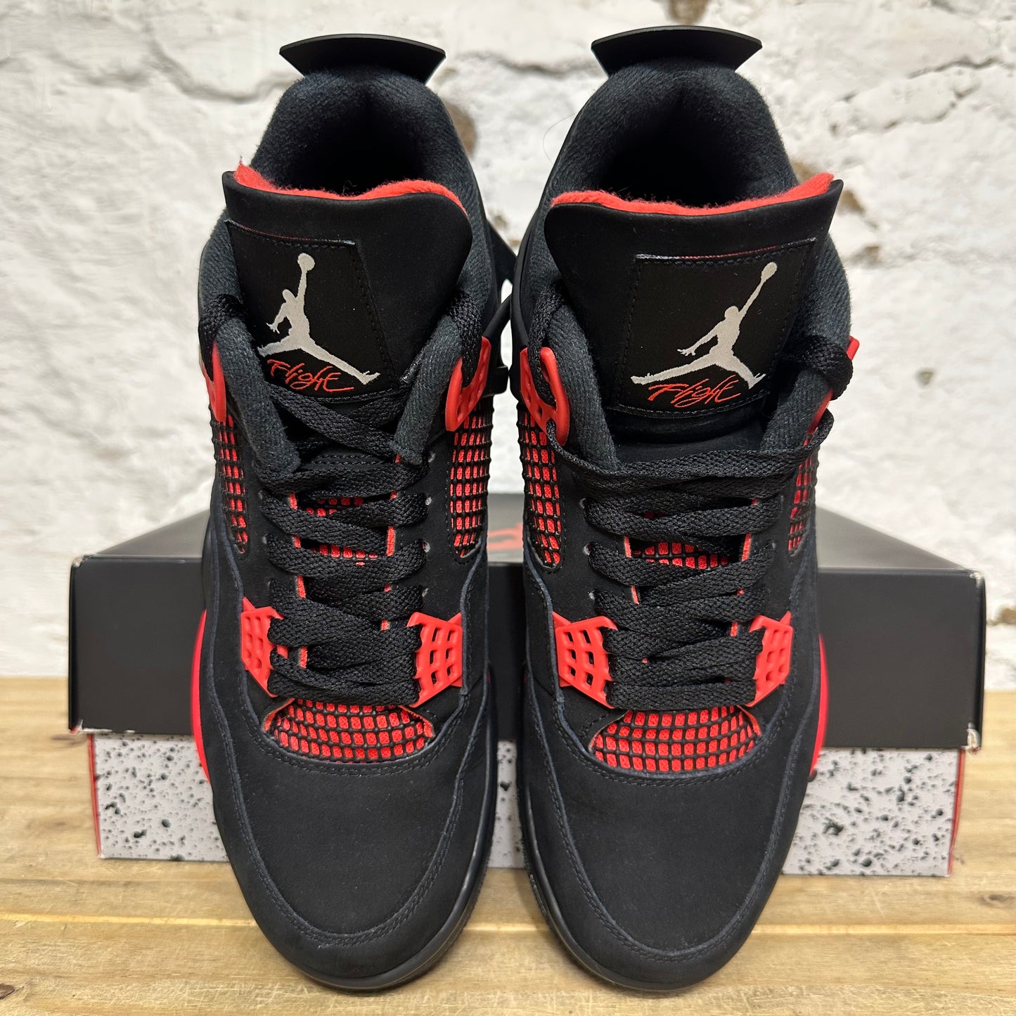 Air Jordan 4 Red Thunder Sz 10