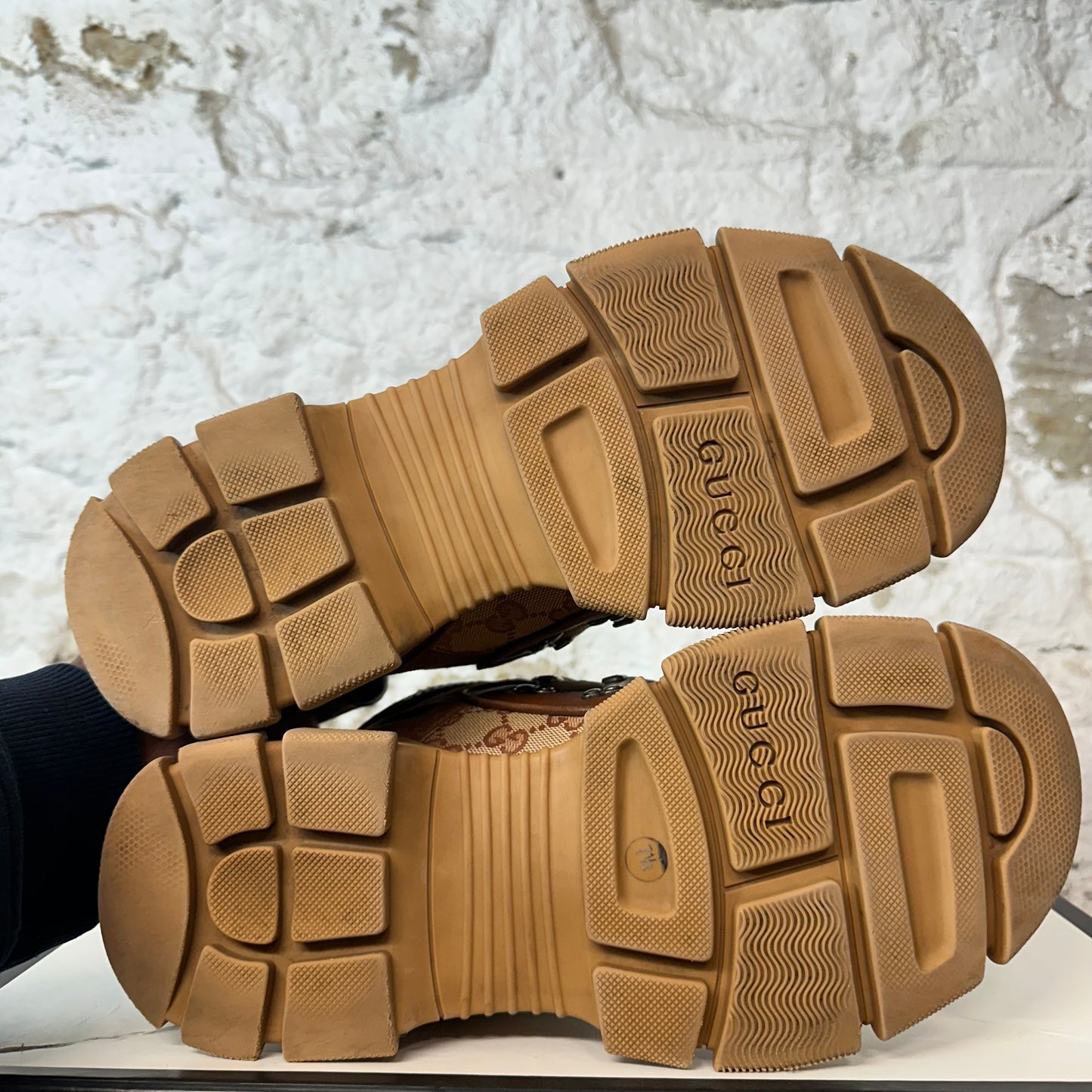 Gucci Brown GG Monogram Flashtrek Sneaker Sz 7.5