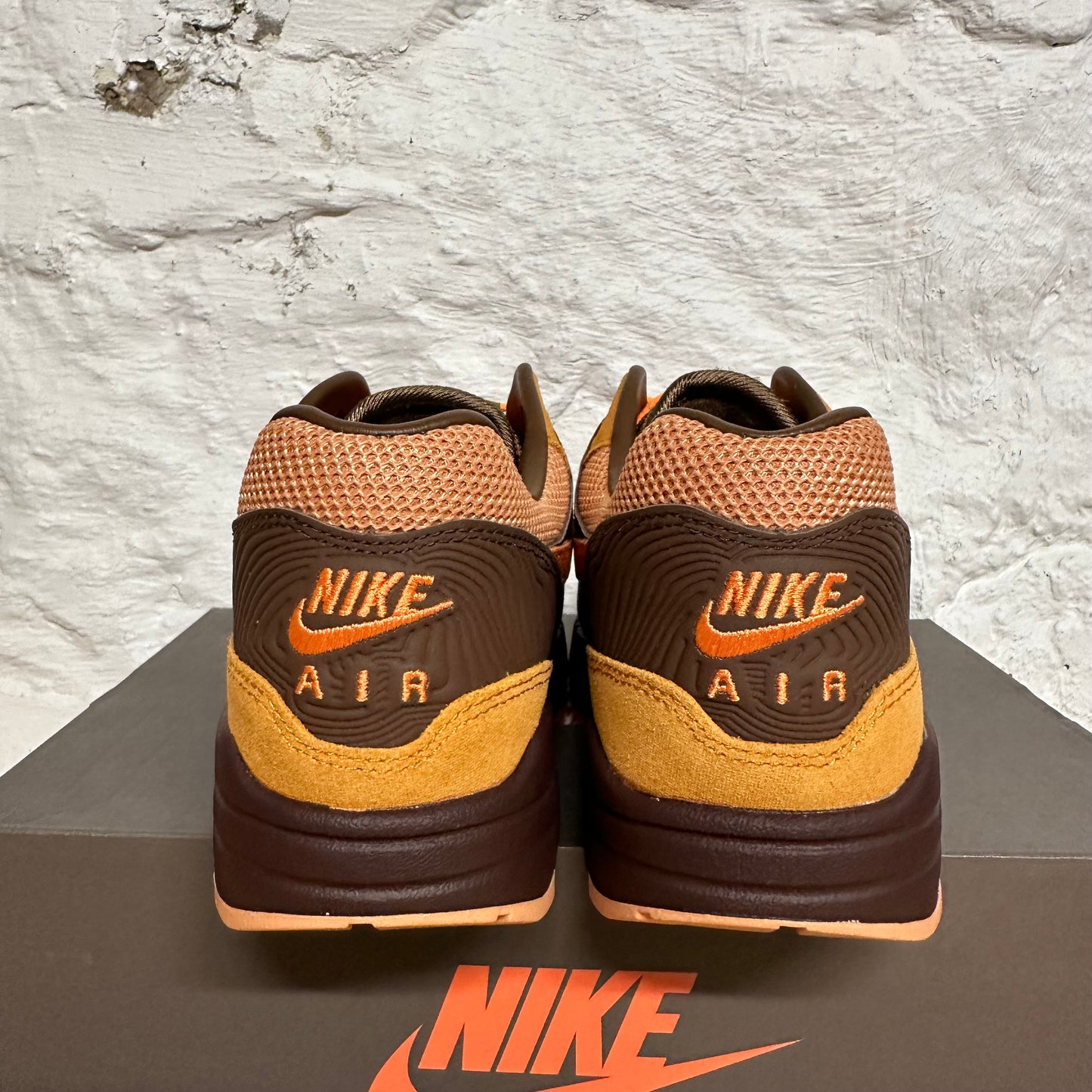 Nike Air Max 1 Kings Day Sz 9.5 DS