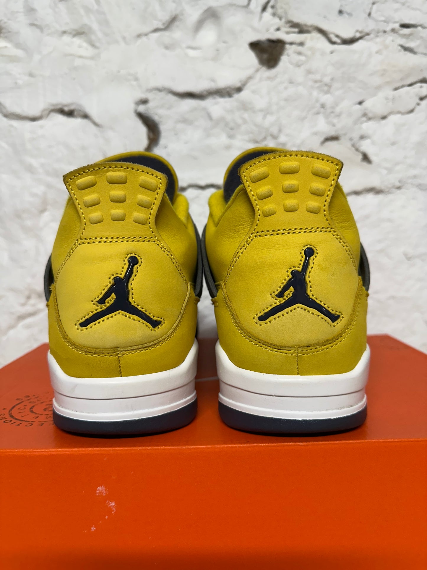 Air Jordan 4 Lightning (B-Grade) Sz 11