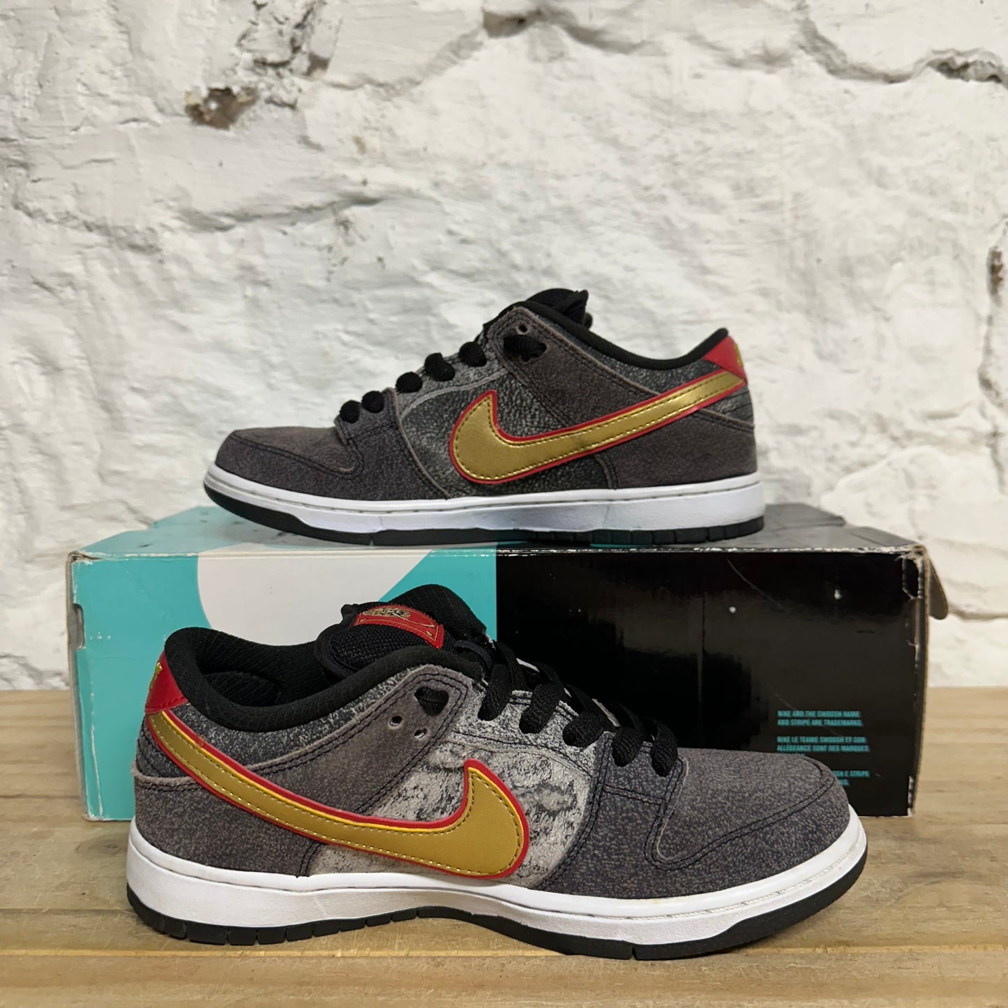Nike Dunk Low Beijing Metallic Gold Sz 6