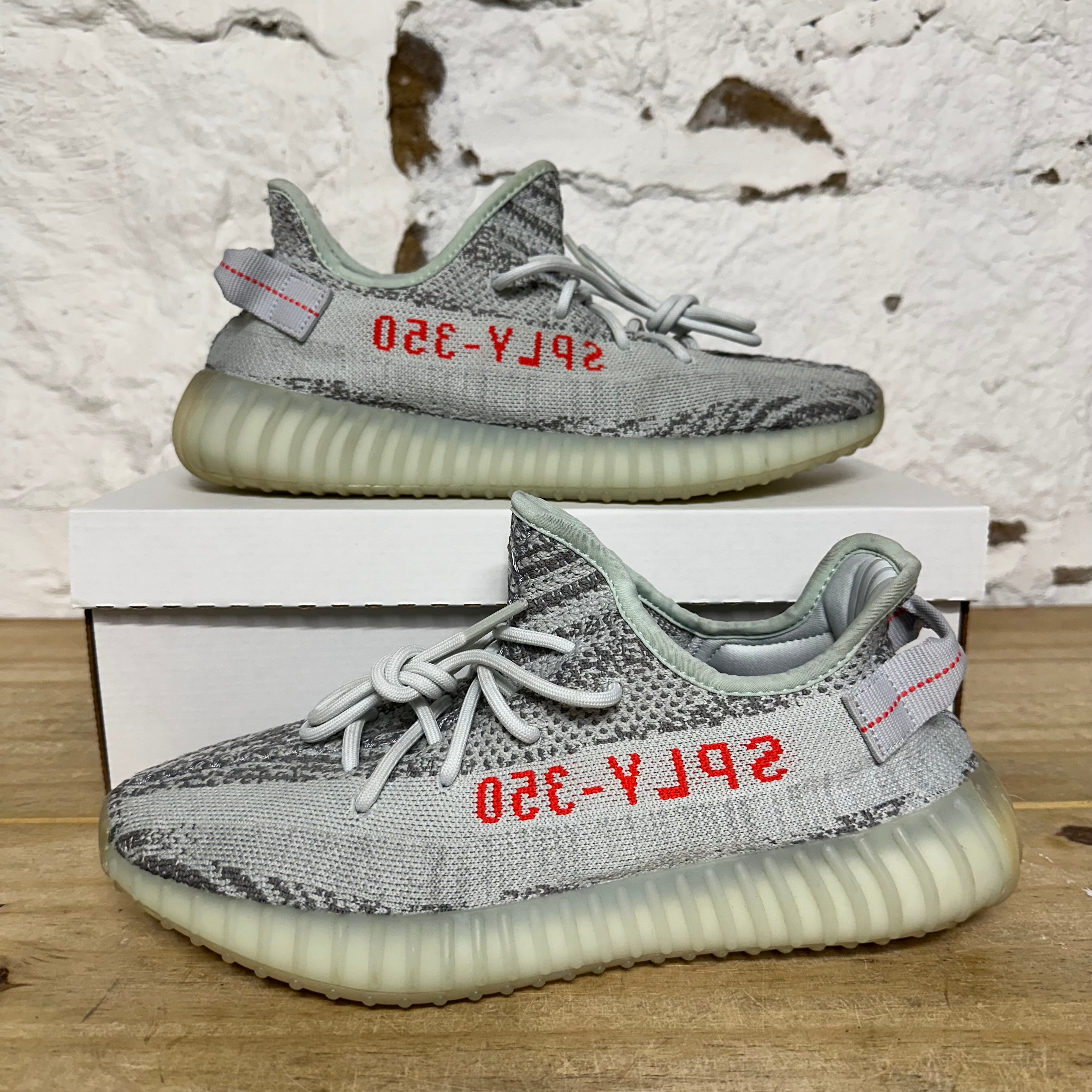 Yeezy 350 V2 Blue Tint Sz 10.5