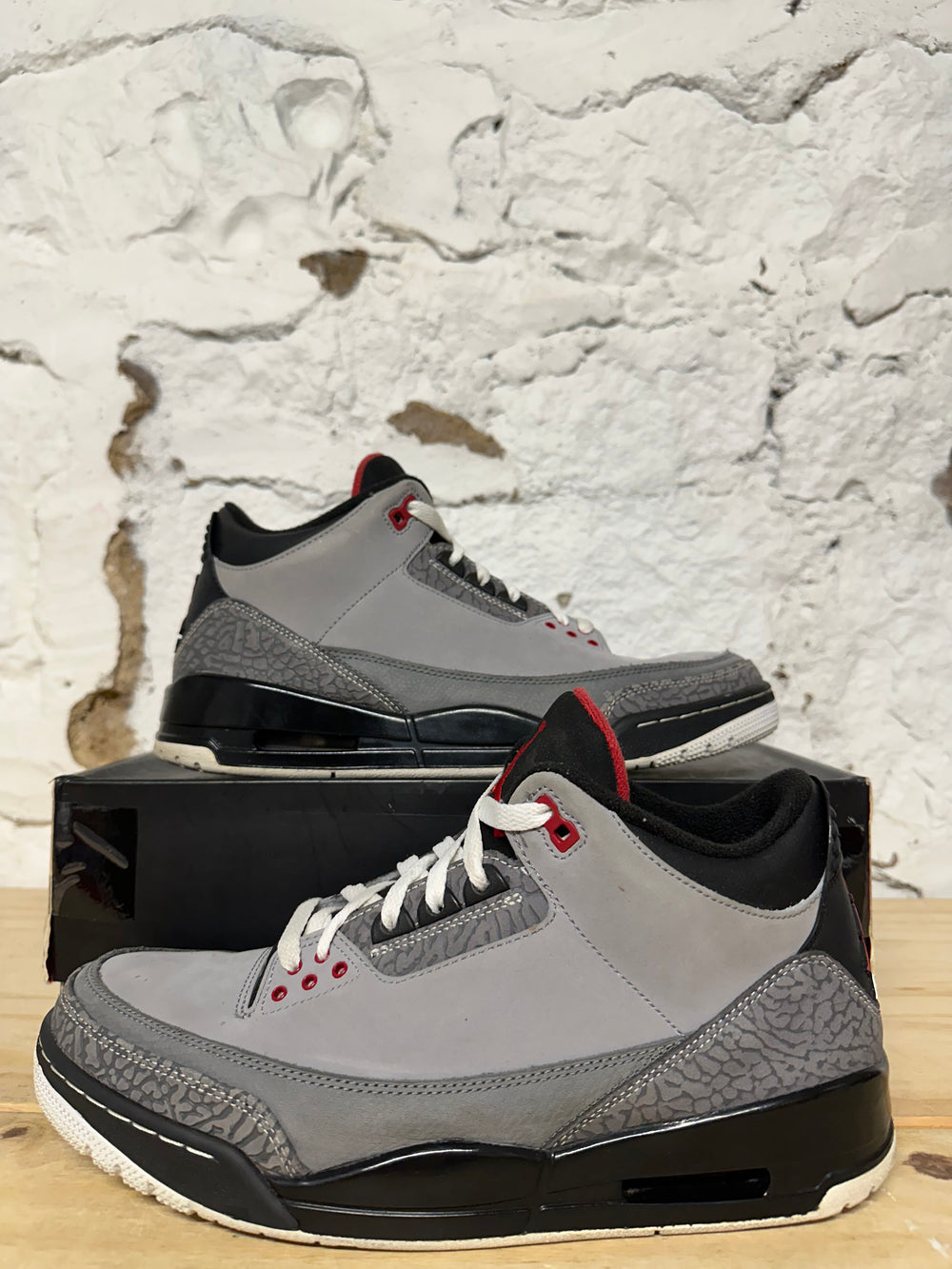 Air Jordan 3 Stealth Sz 11